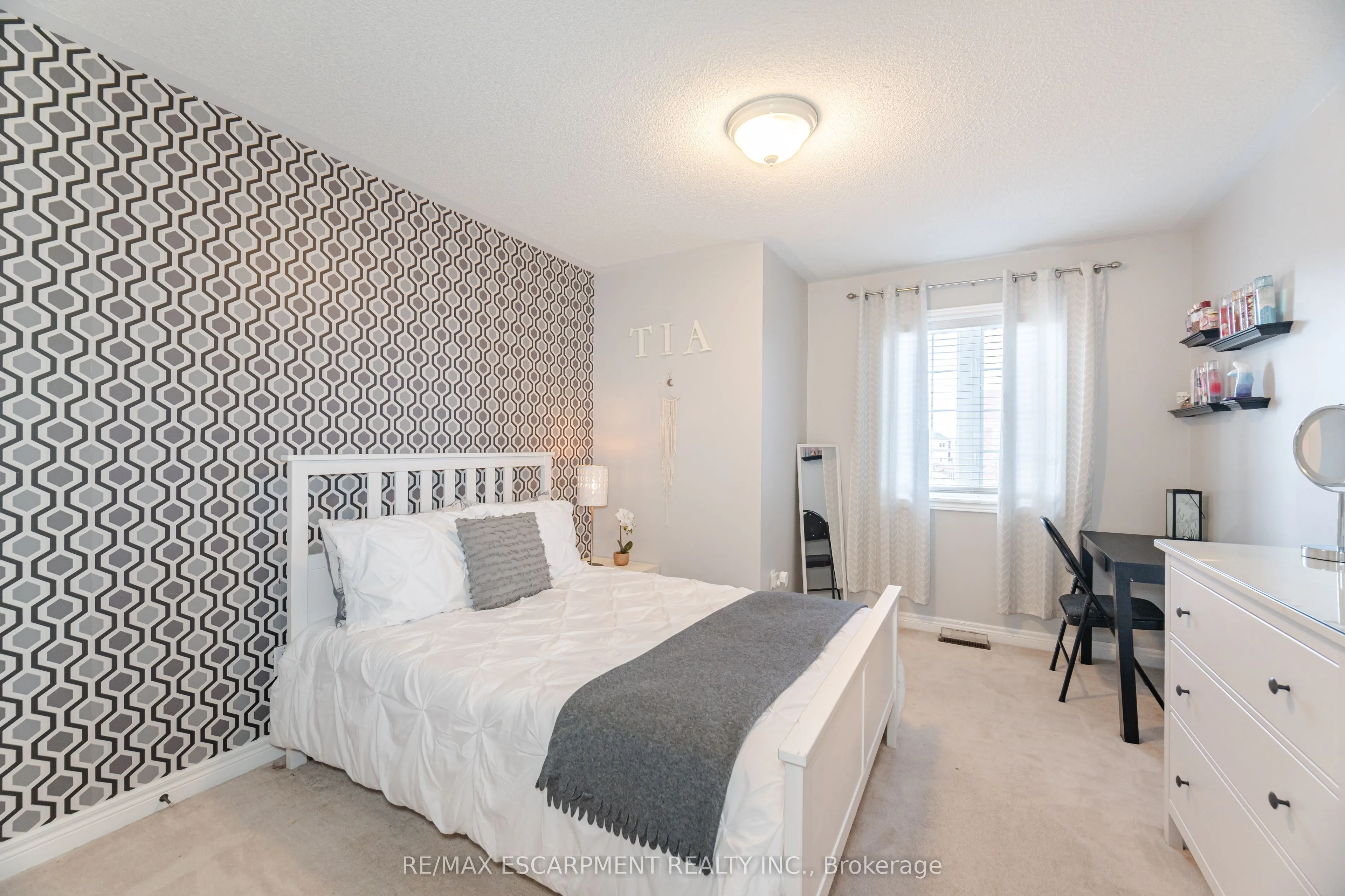 31 Vanderbrink Drive