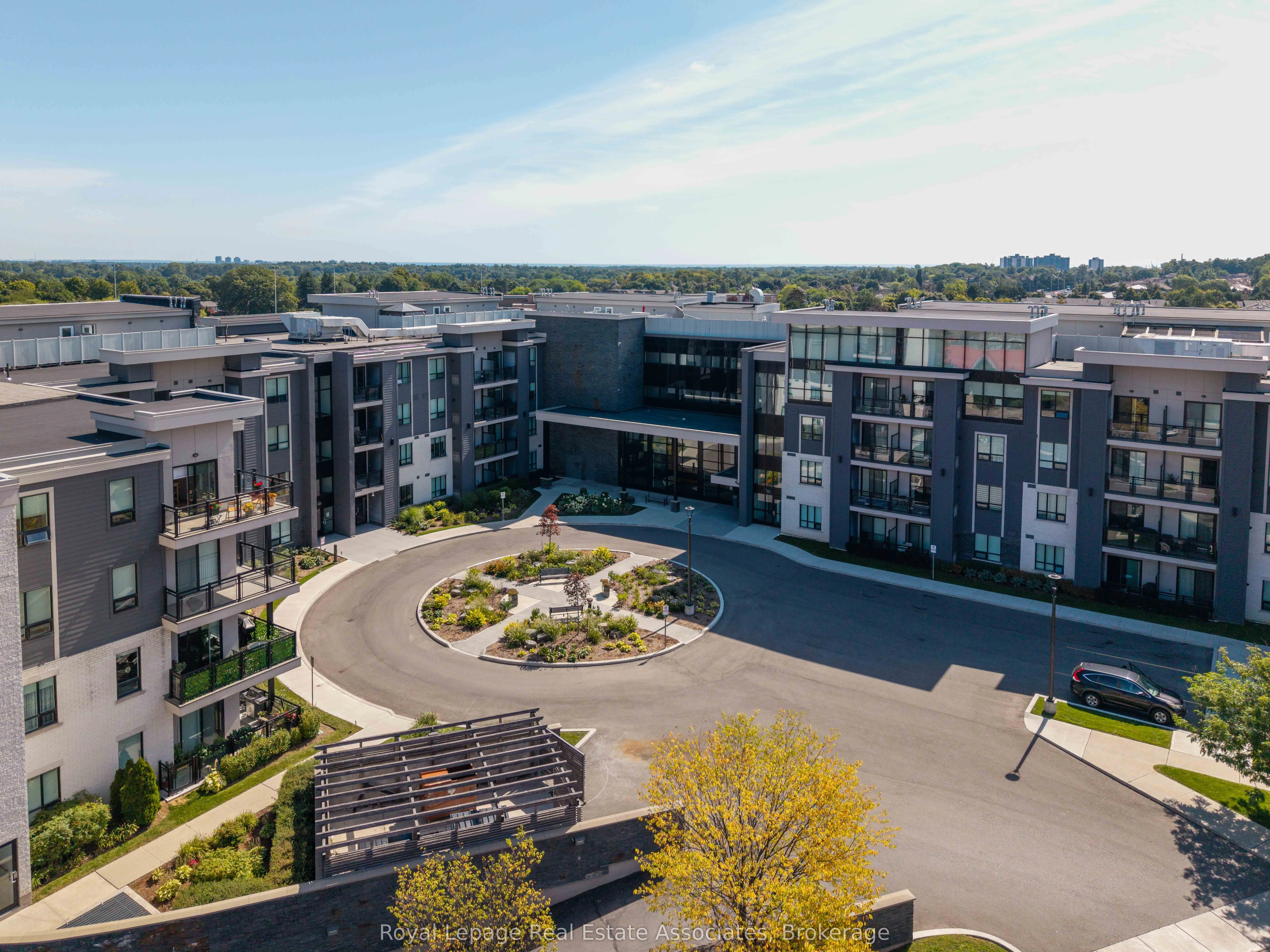 3170 Erin Mills Parkway, #108