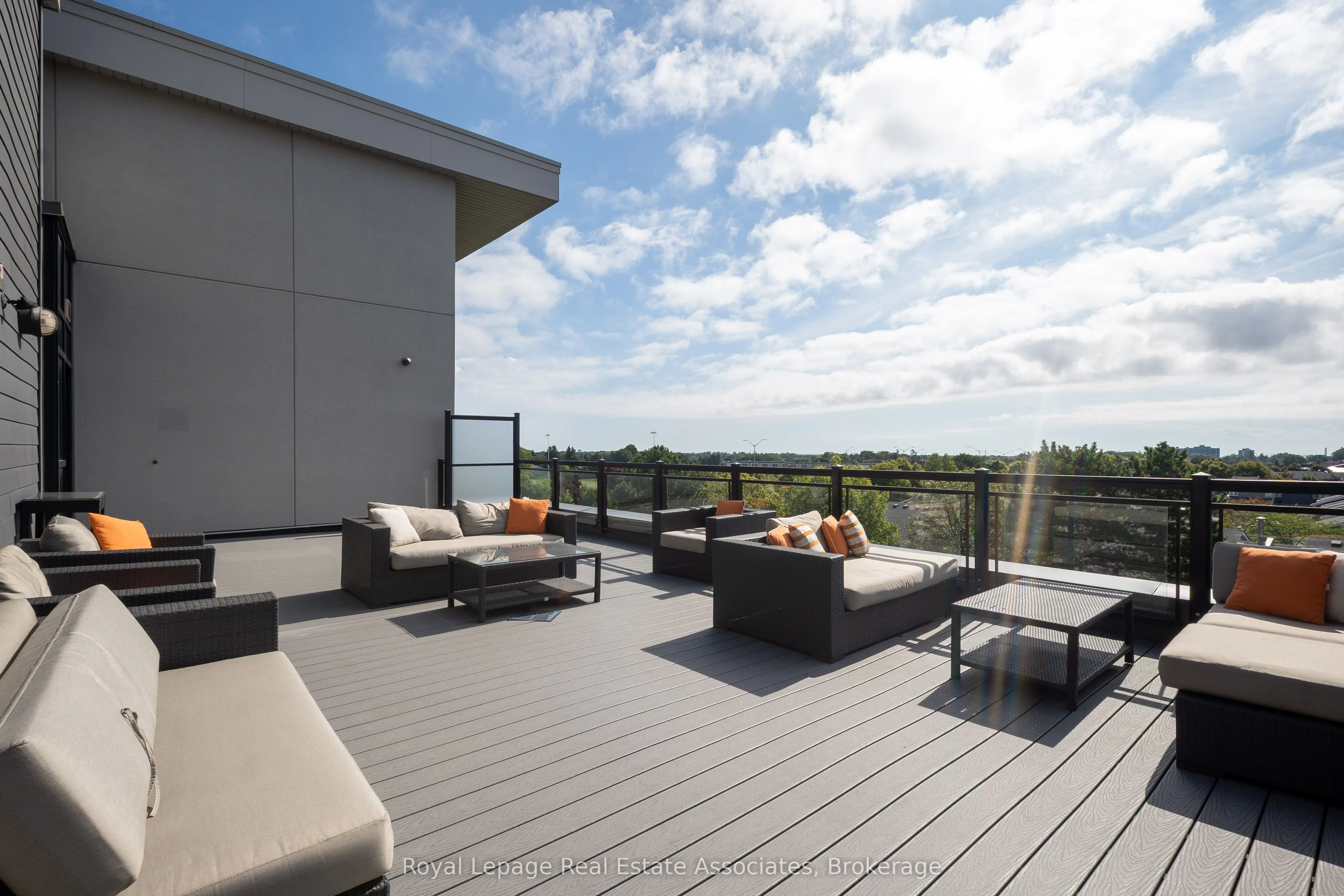 3170 Erin Mills Parkway, #108