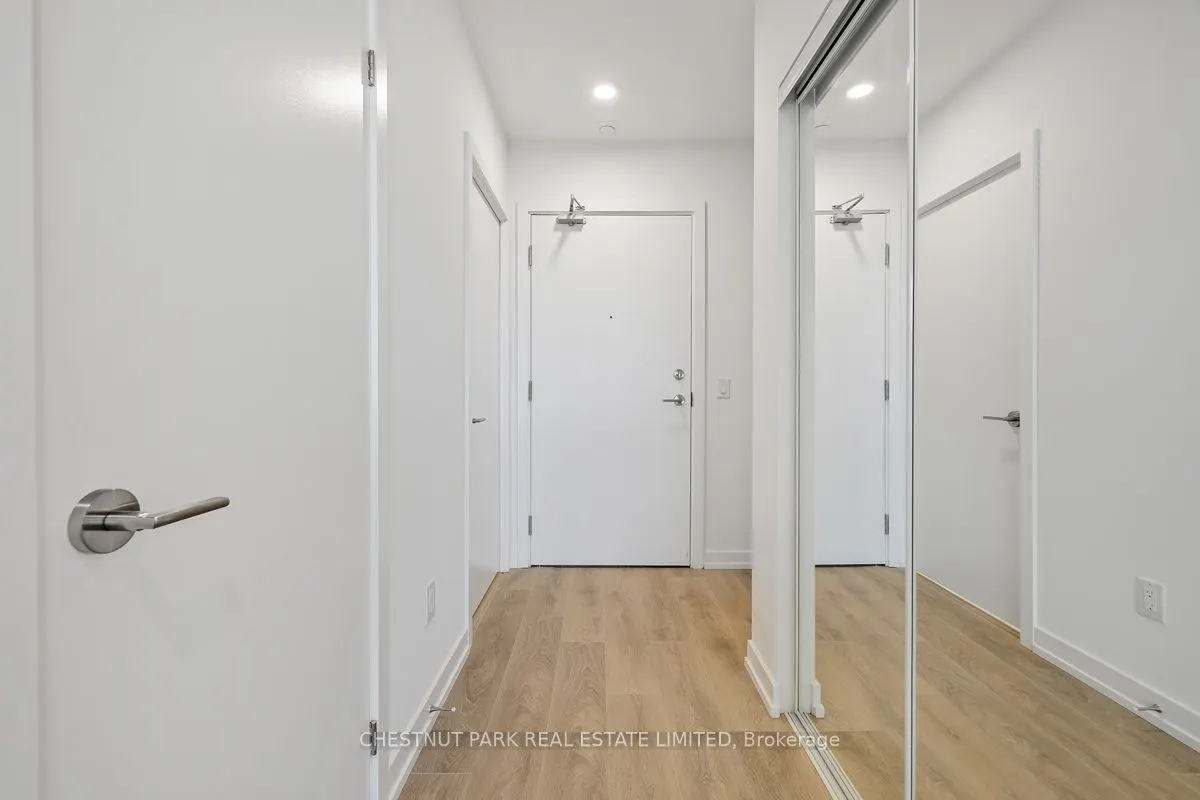 1100 Sheppard Avenue W, #329