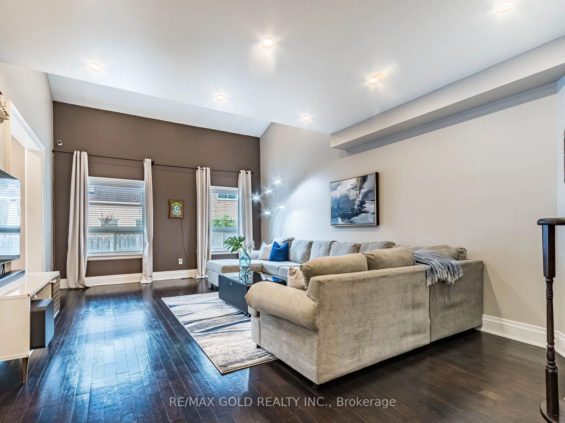 22 Game Creek Crescent