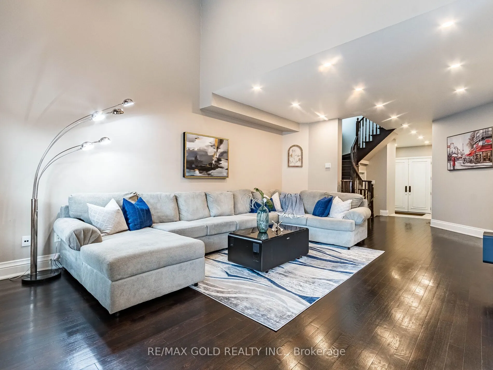 22 Game Creek Crescent