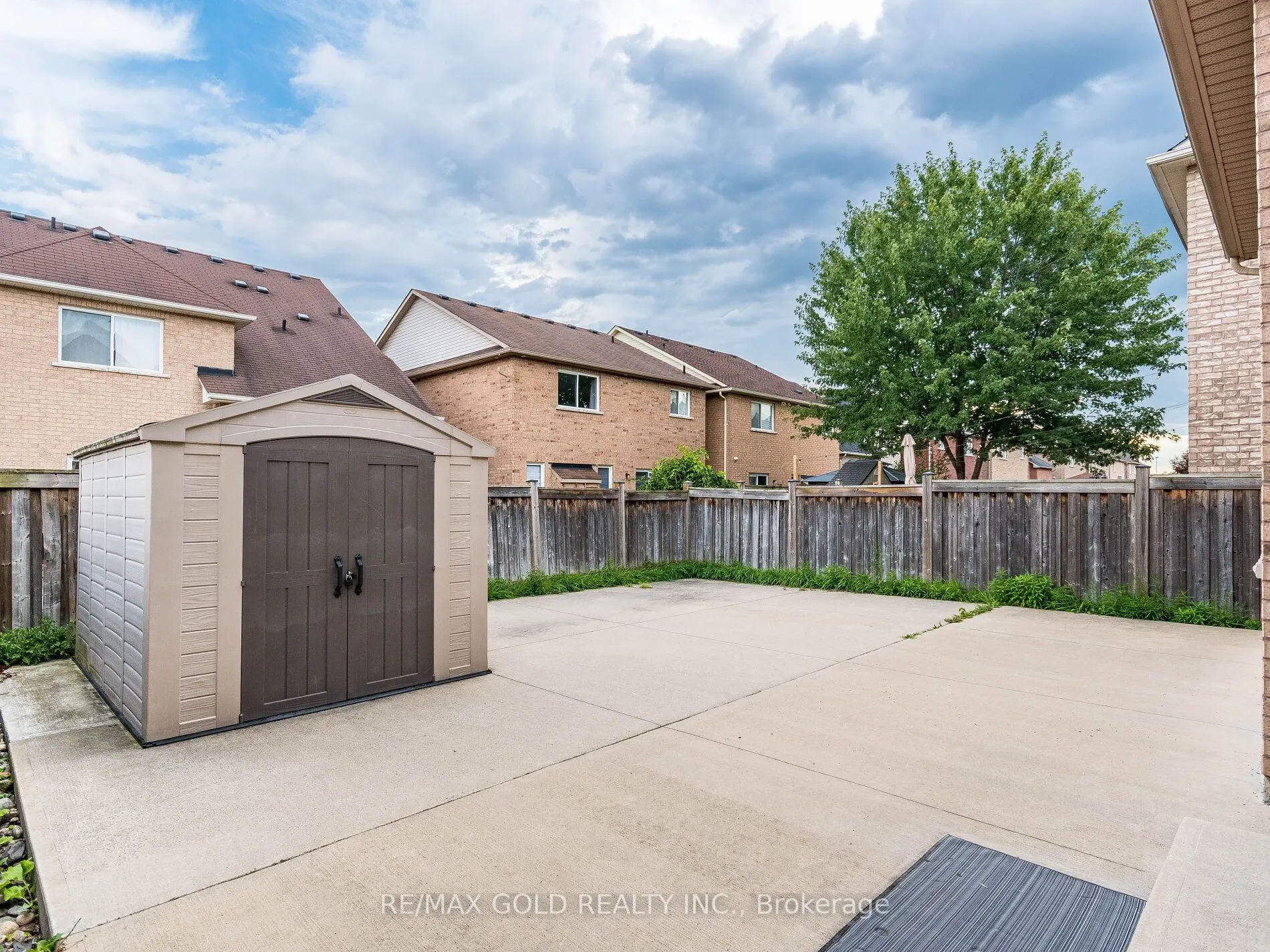 22 Game Creek Crescent