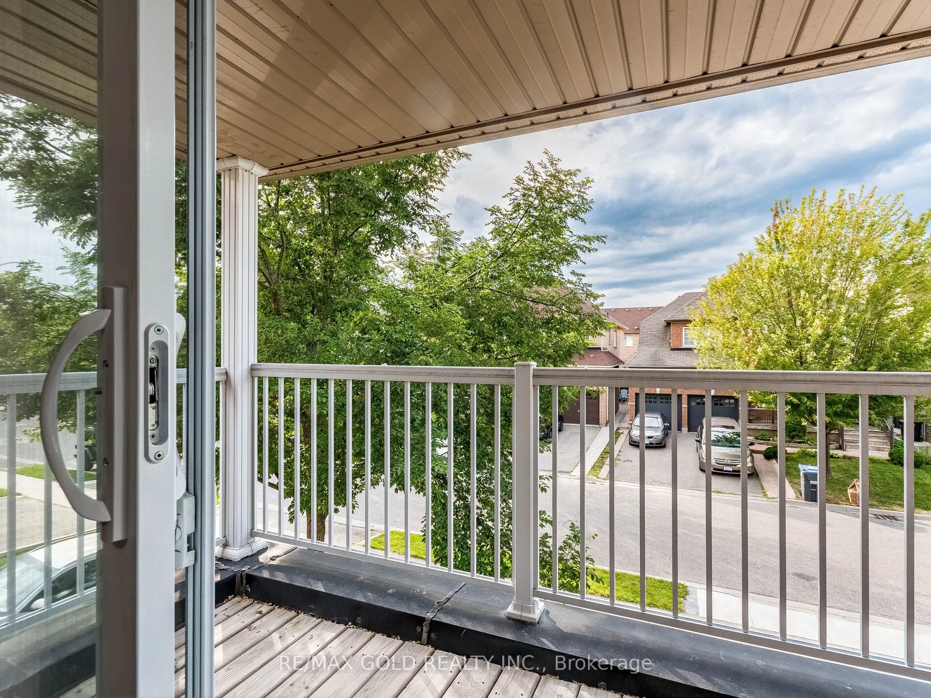 22 Game Creek Crescent
