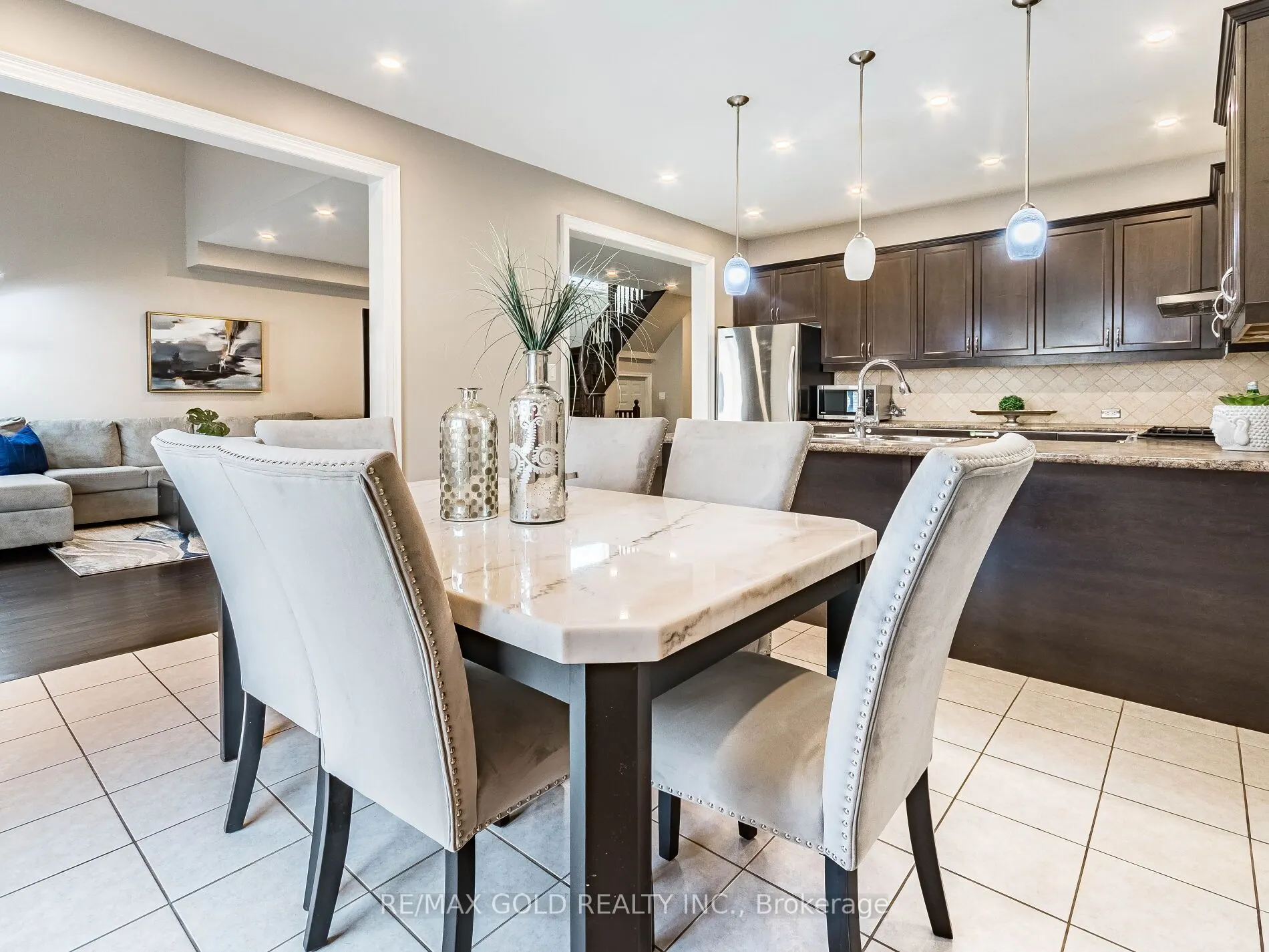 22 Game Creek Crescent