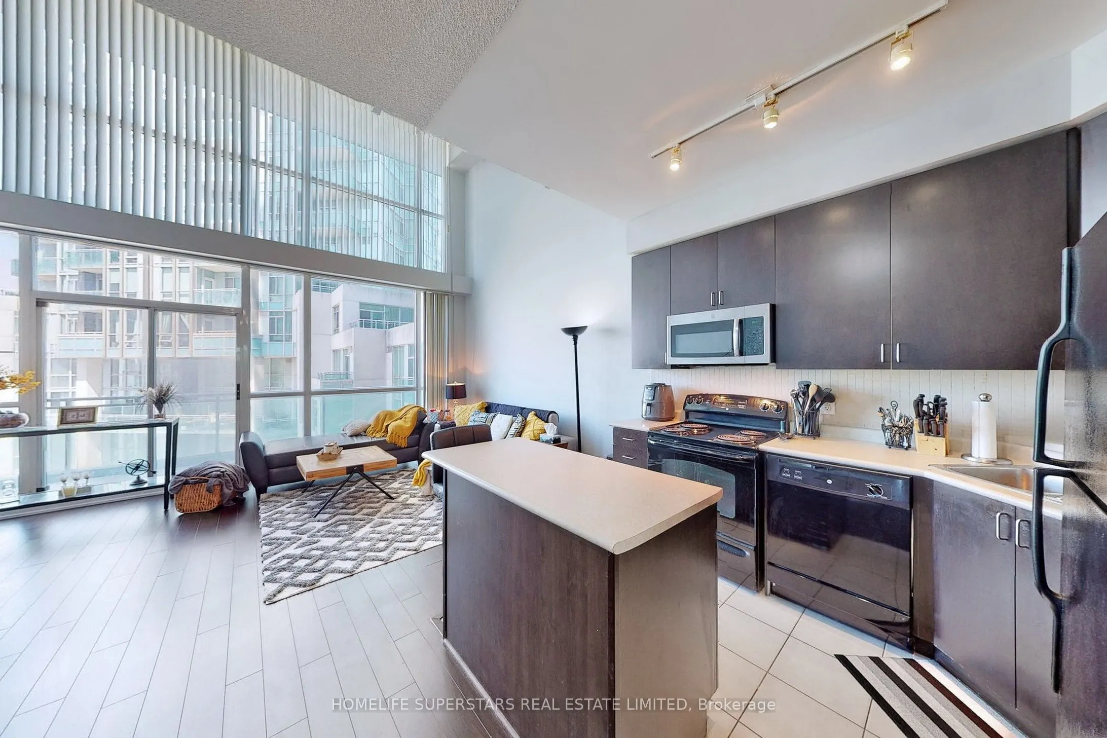 223 Webb Drive, #1013