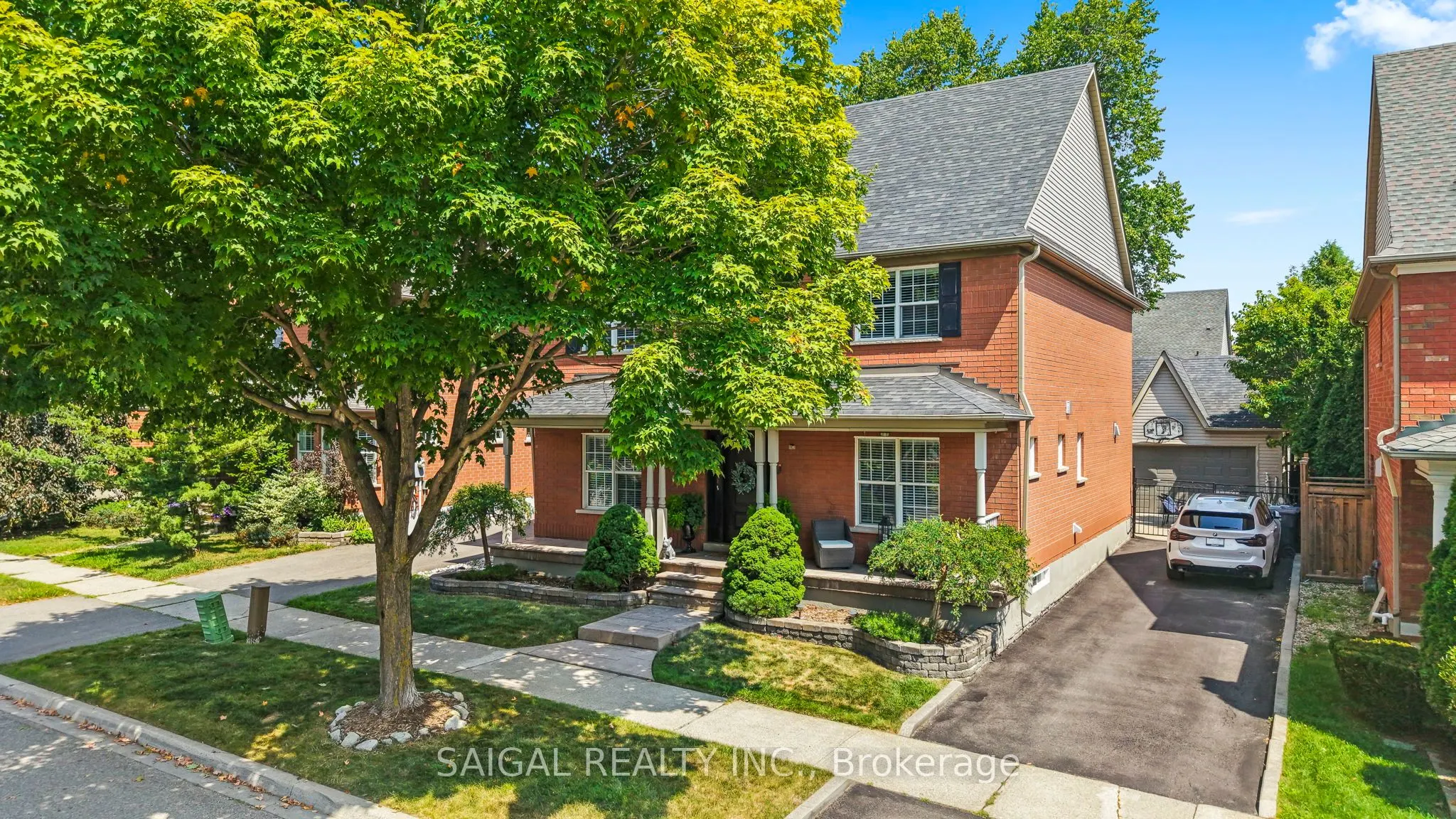 7174 Upton Crescent