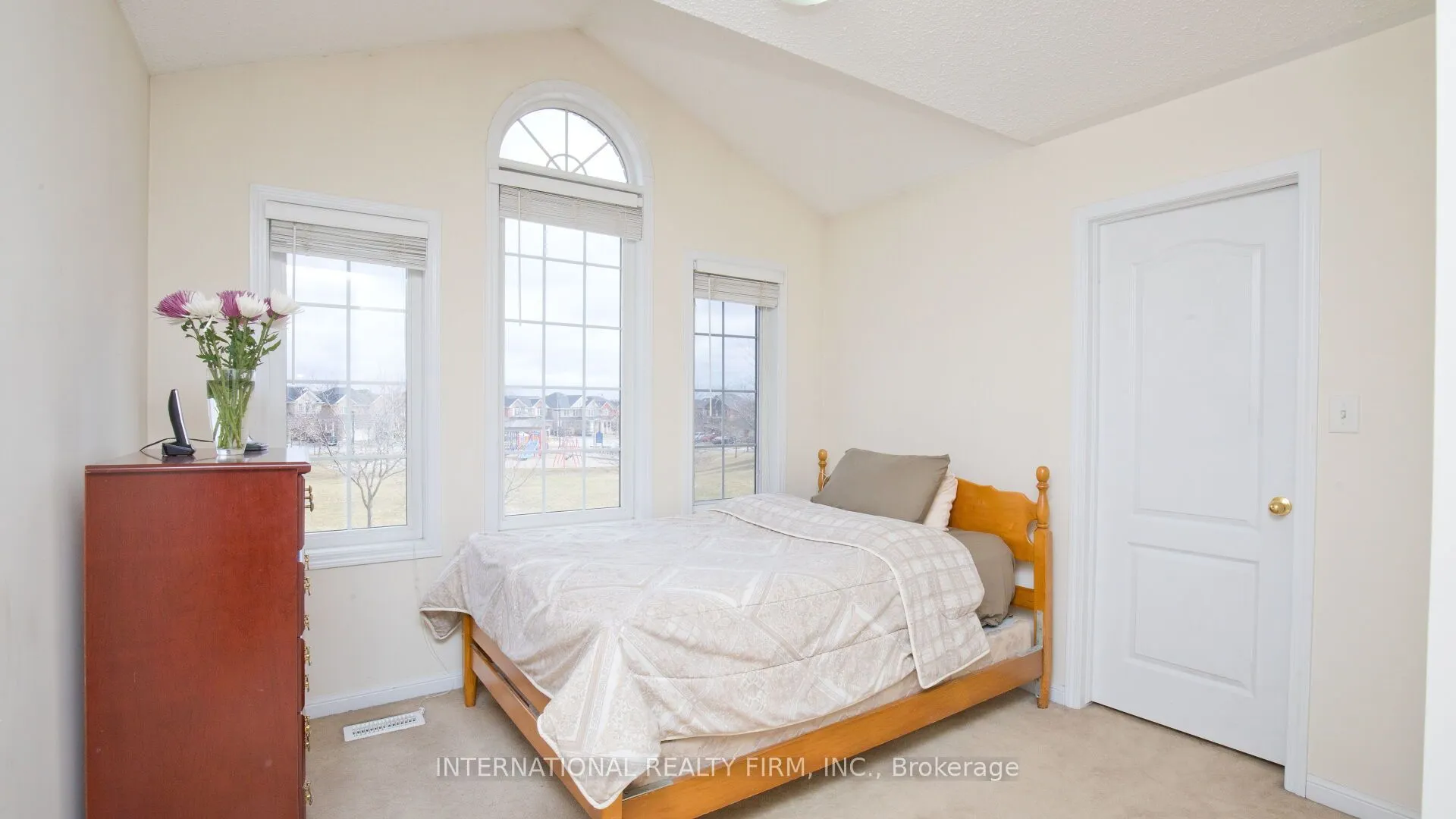 30 Benmore Crescent