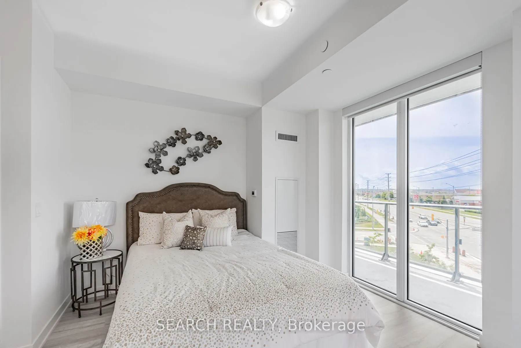 4655 Metcalfe Avenue, #402B
