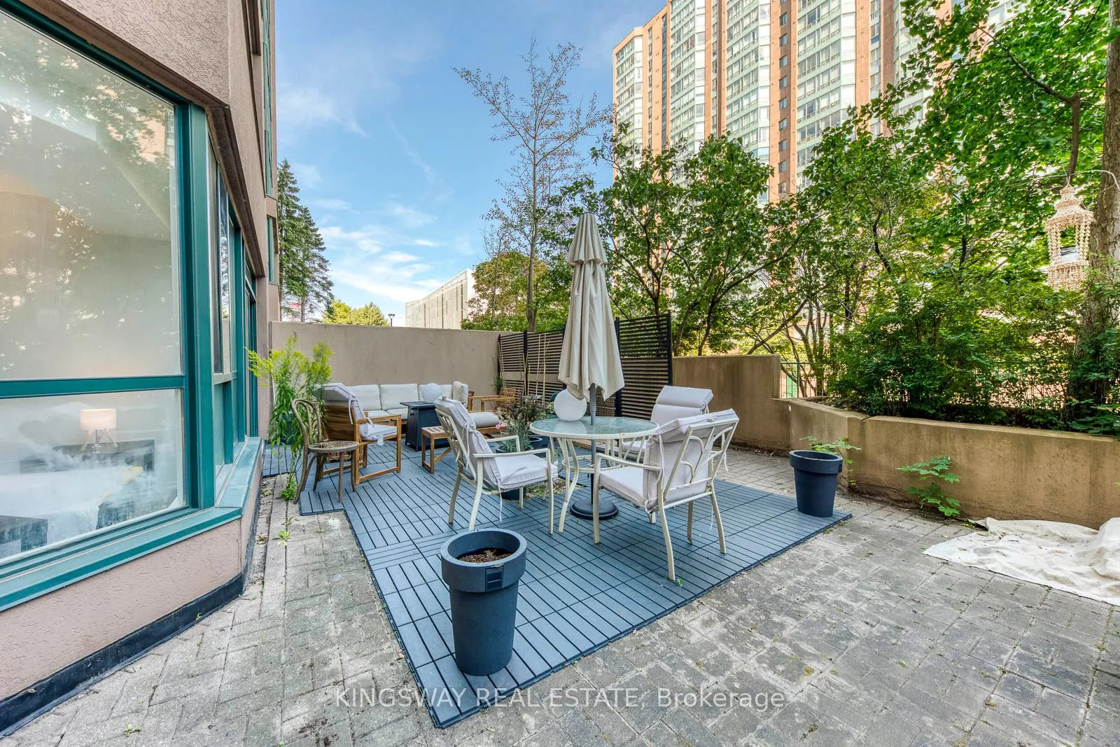 145 Hillcrest Avenue, #110