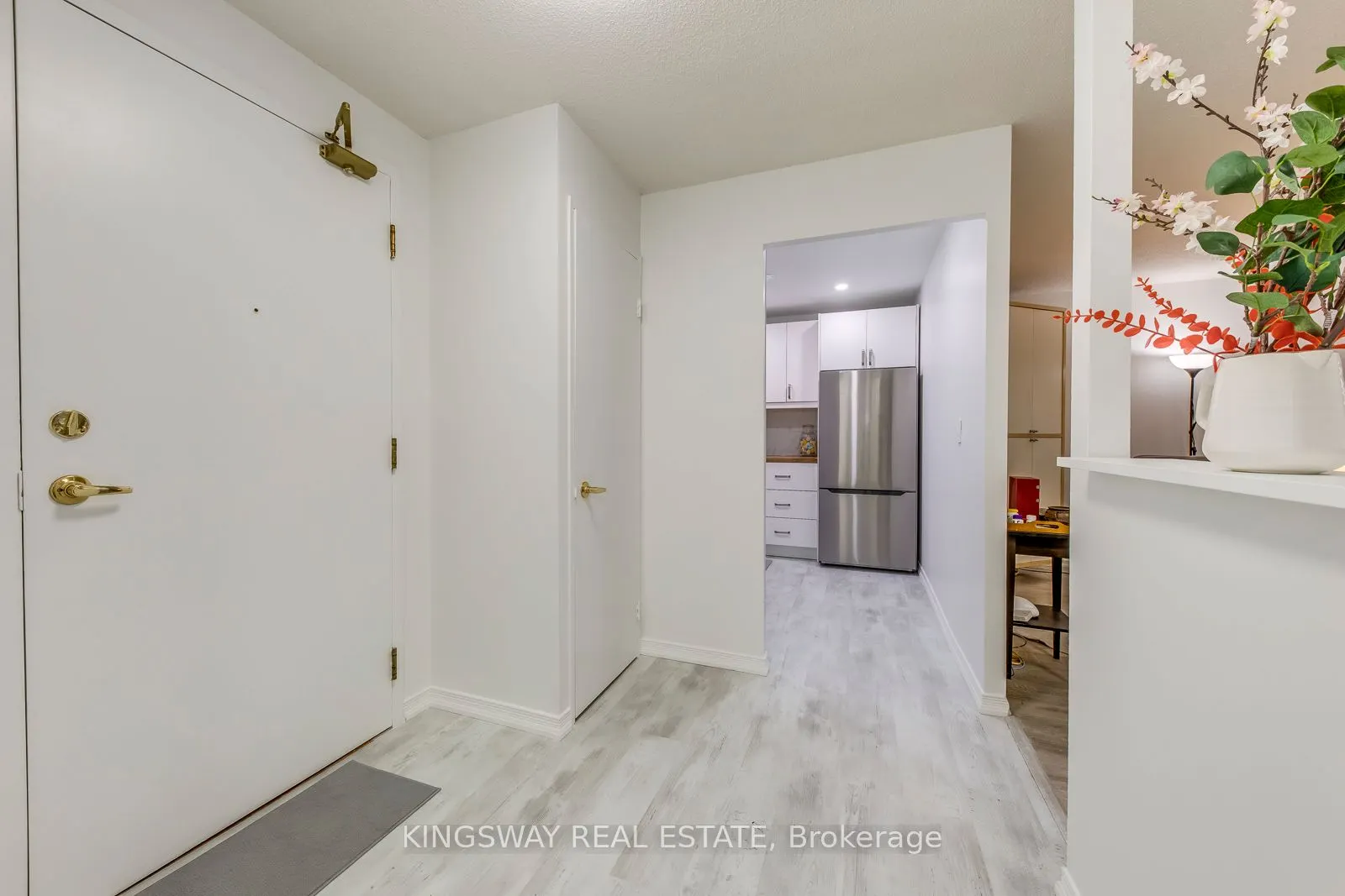 145 Hillcrest Avenue, #110