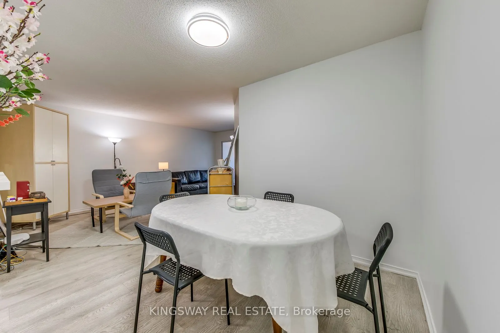145 Hillcrest Avenue, #110