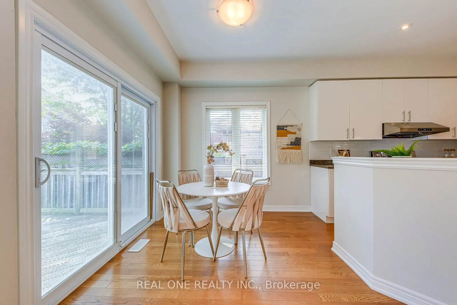 2337 Hilda Drive