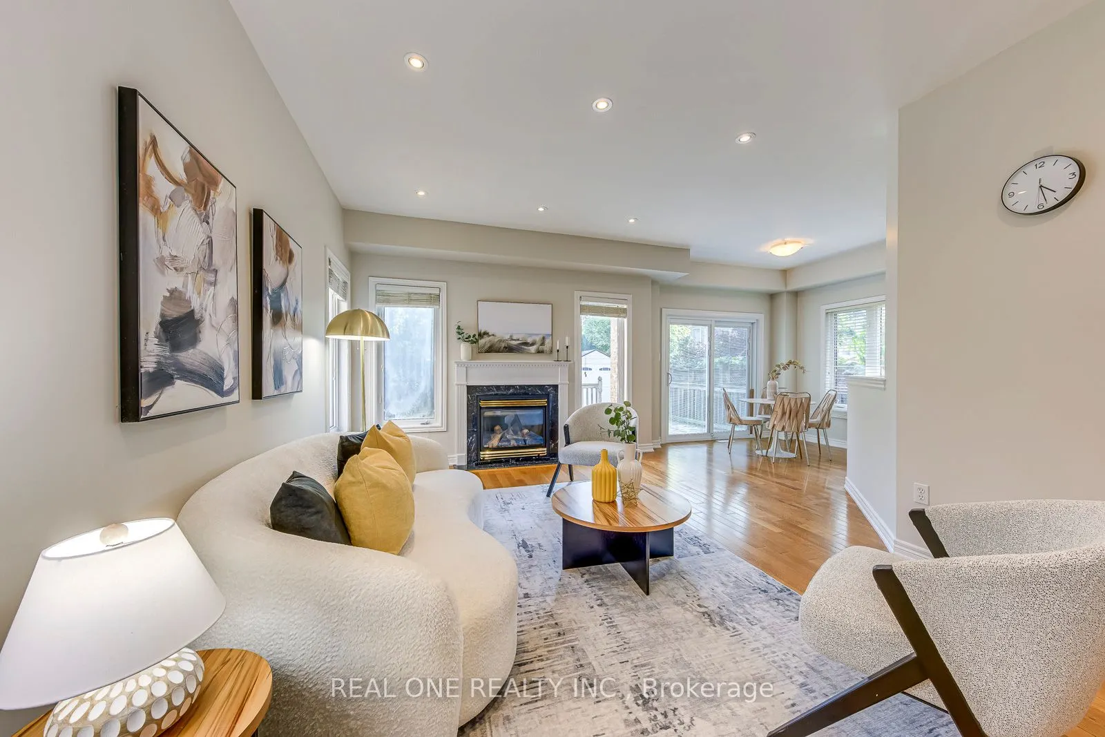 2337 Hilda Drive