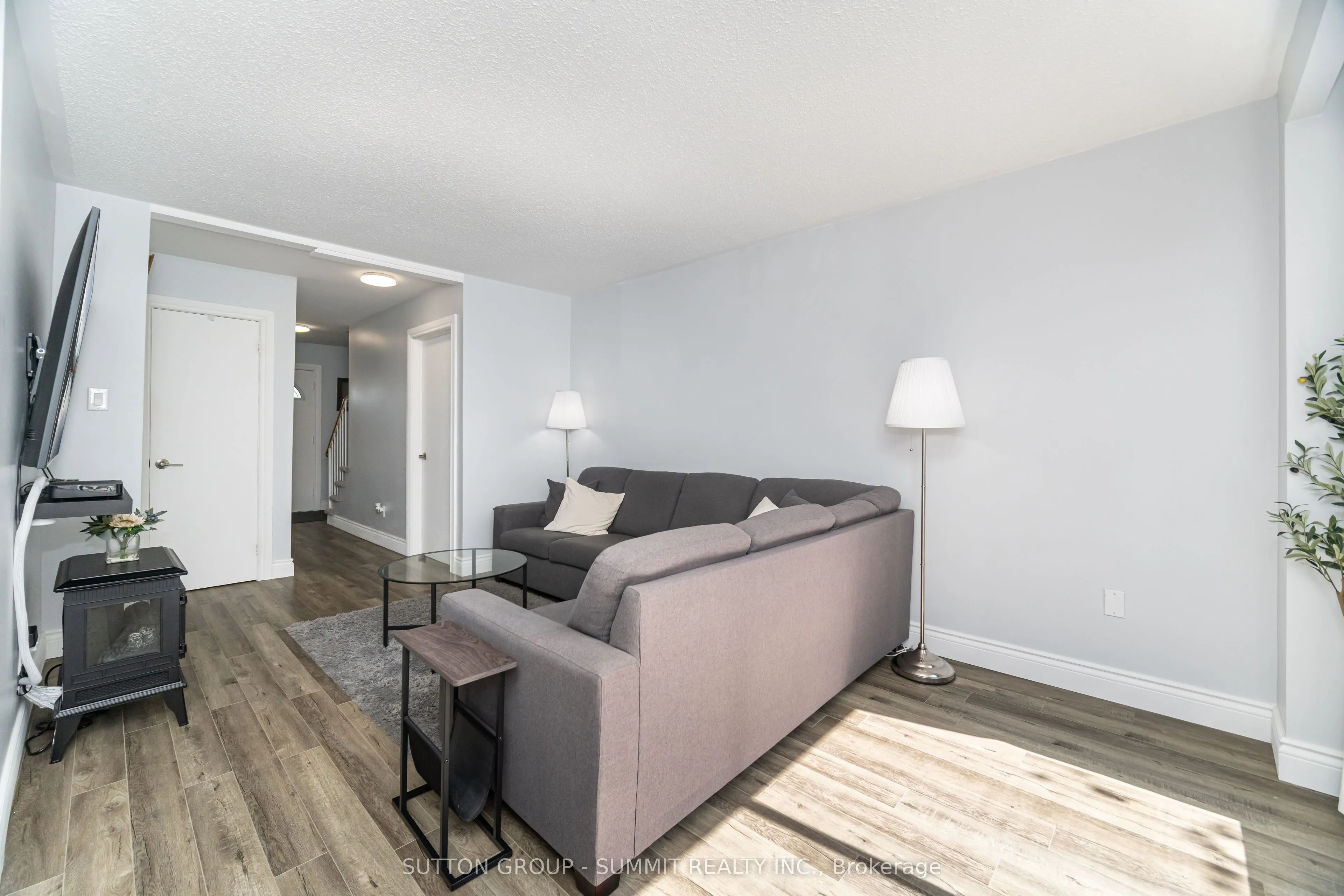 552 PINEDALE Avenue, #10