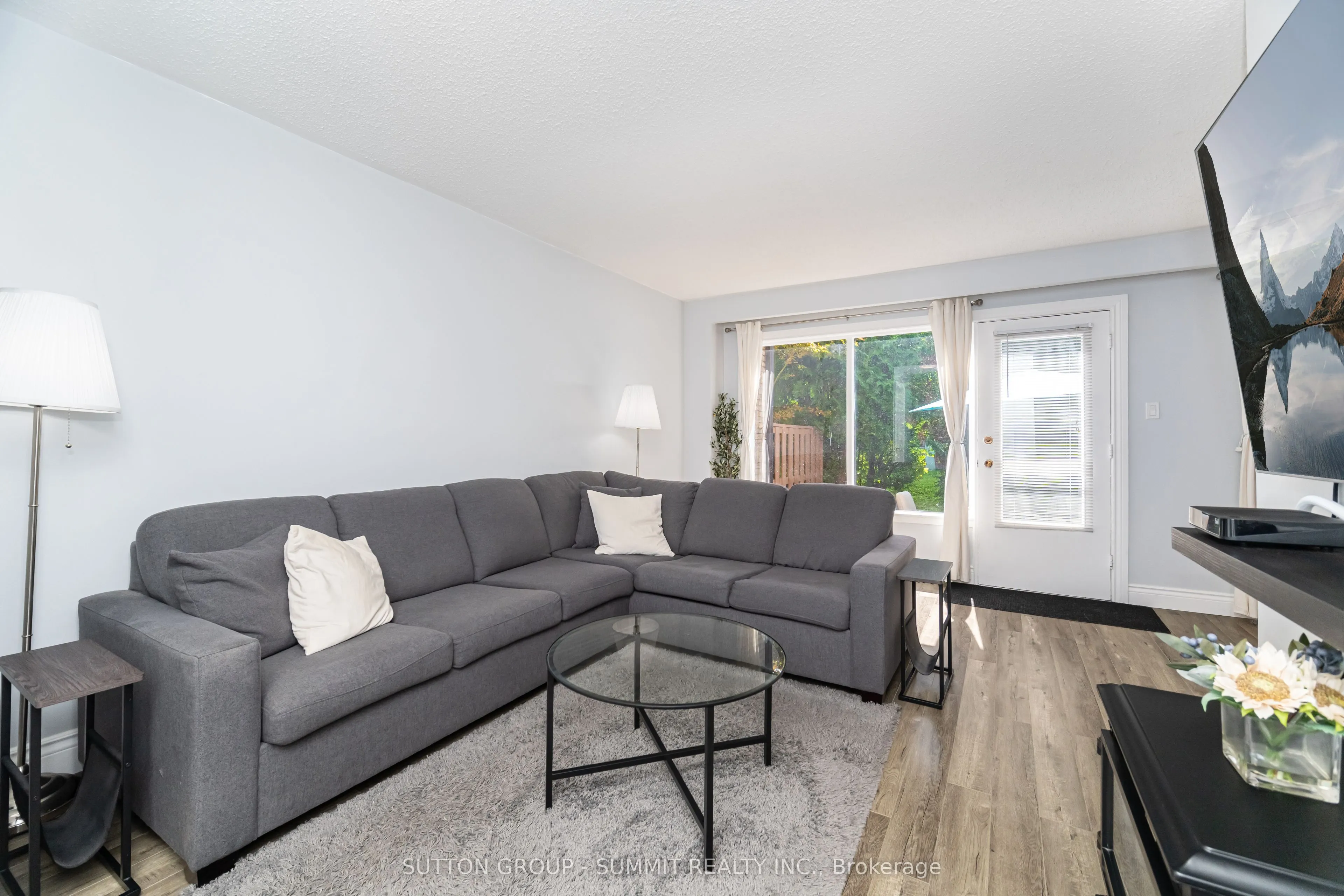 552 PINEDALE Avenue, #10