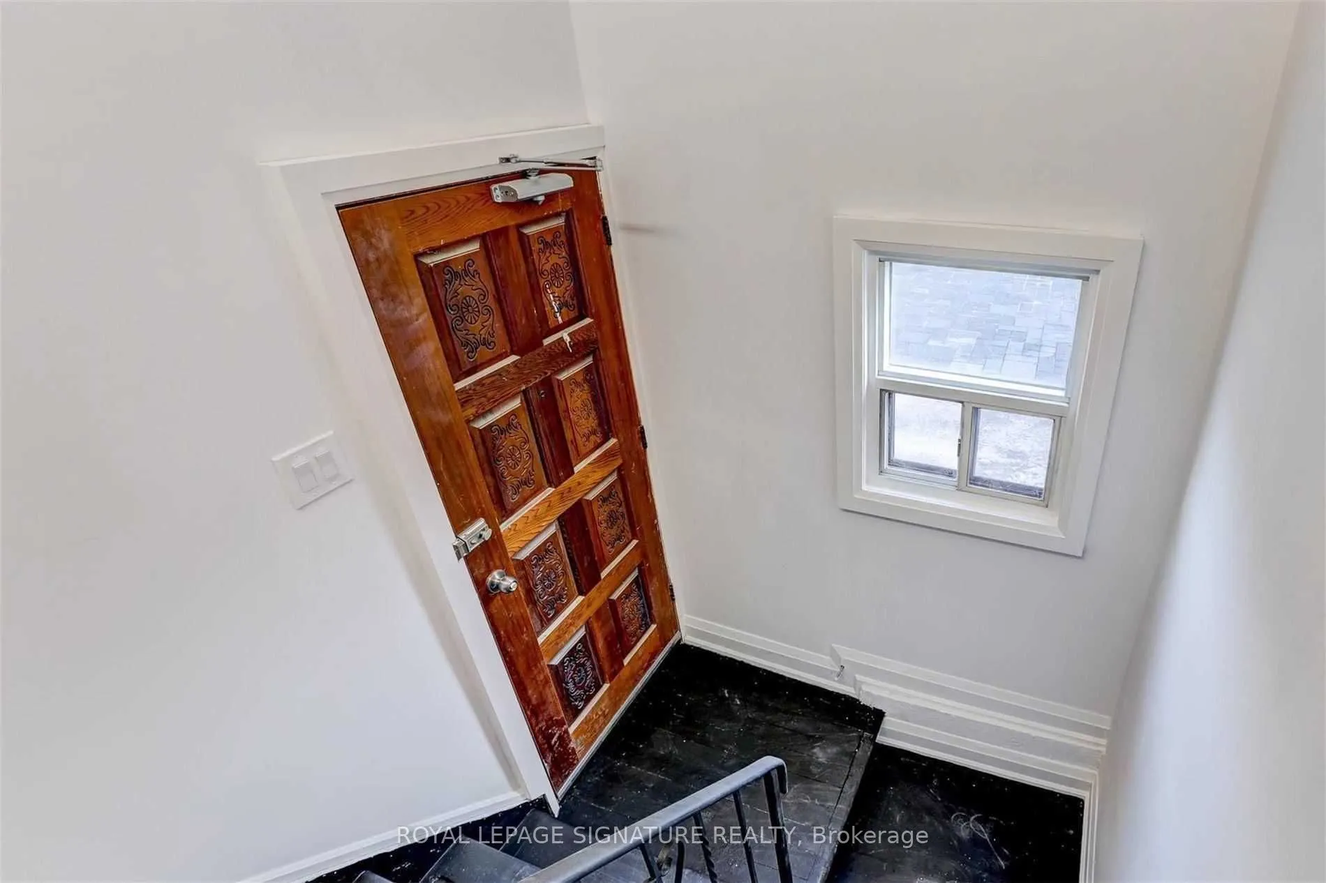 709 Gladstone Avenue, #Basement