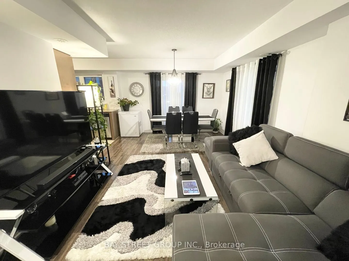 2484 Post Road, #27