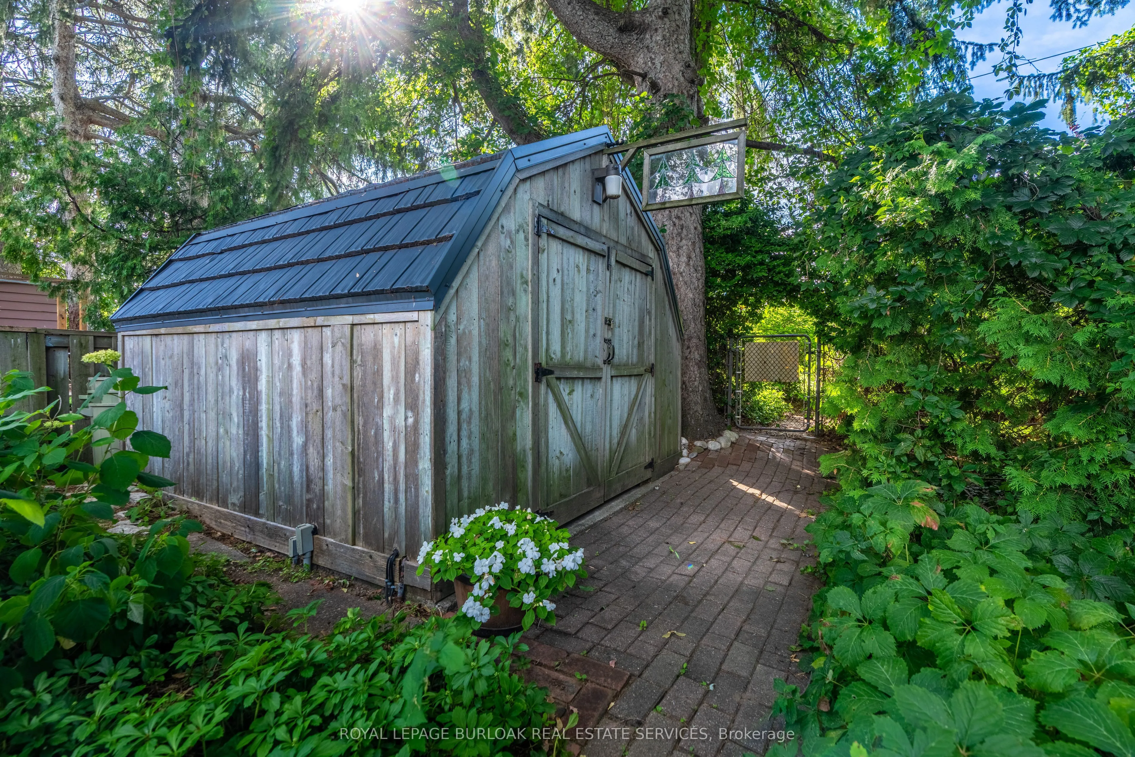1169 Greening Avenue