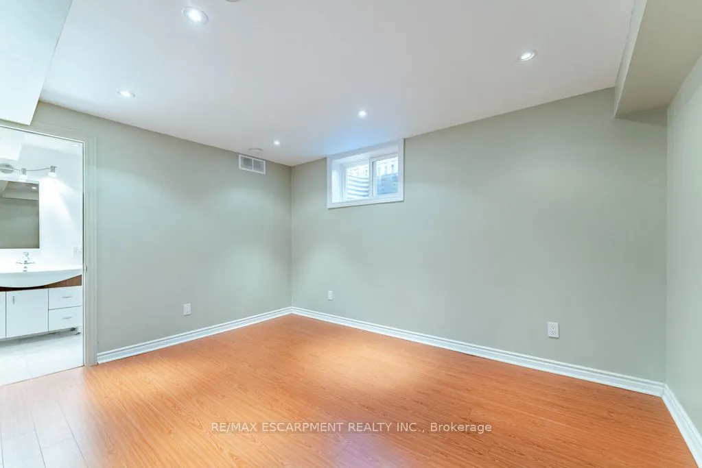 3036 Swansea Drive