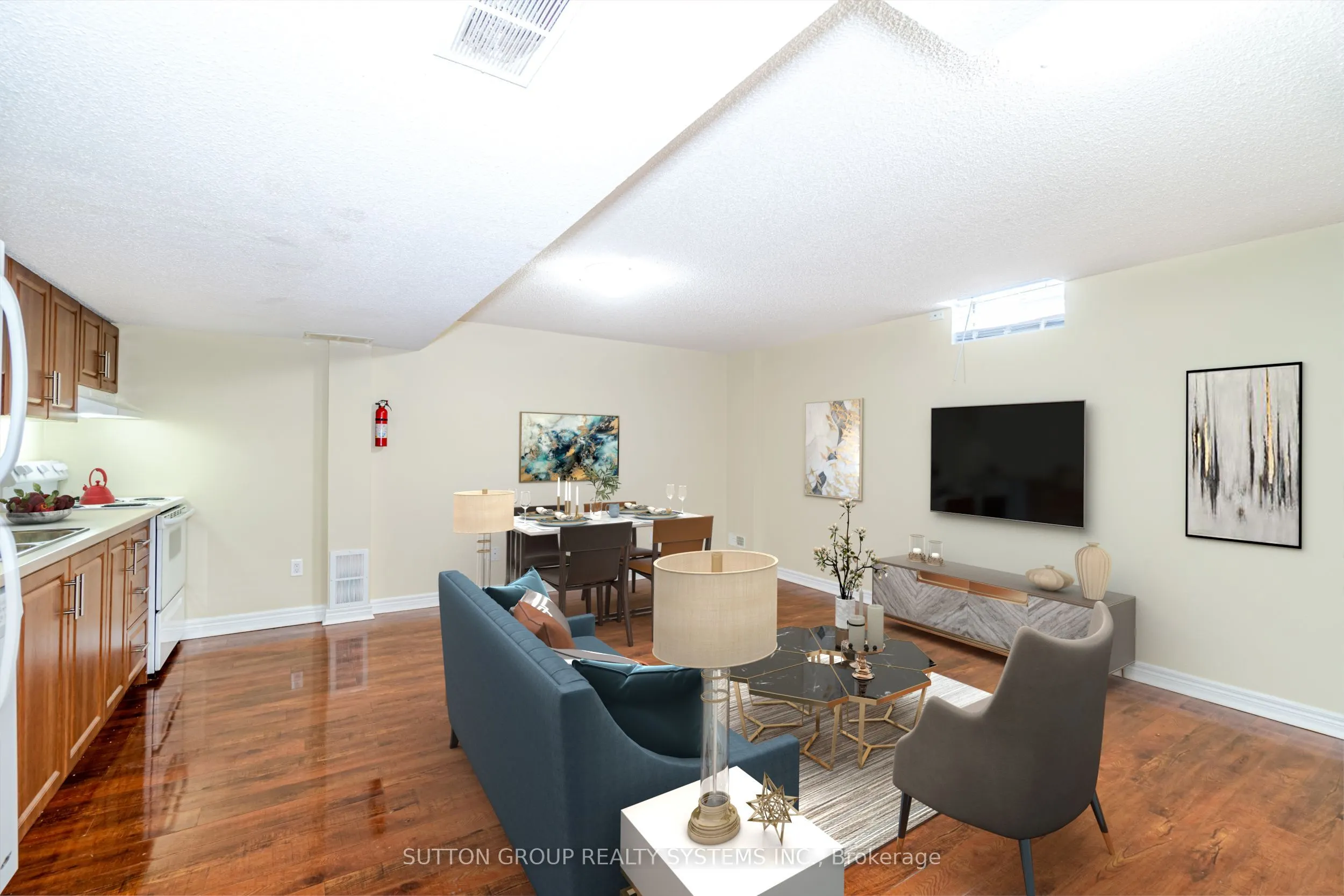 8 Poplar Plains Road, #LOWER