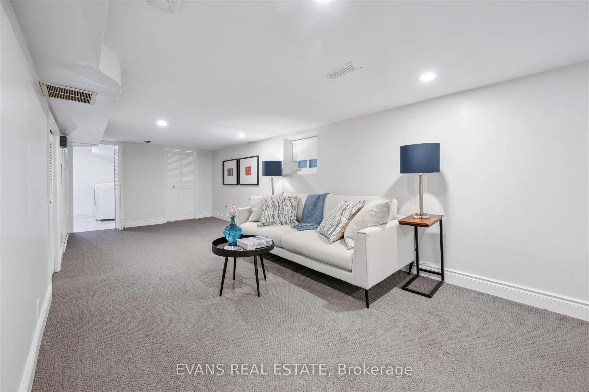 25 Uxbridge Avenue