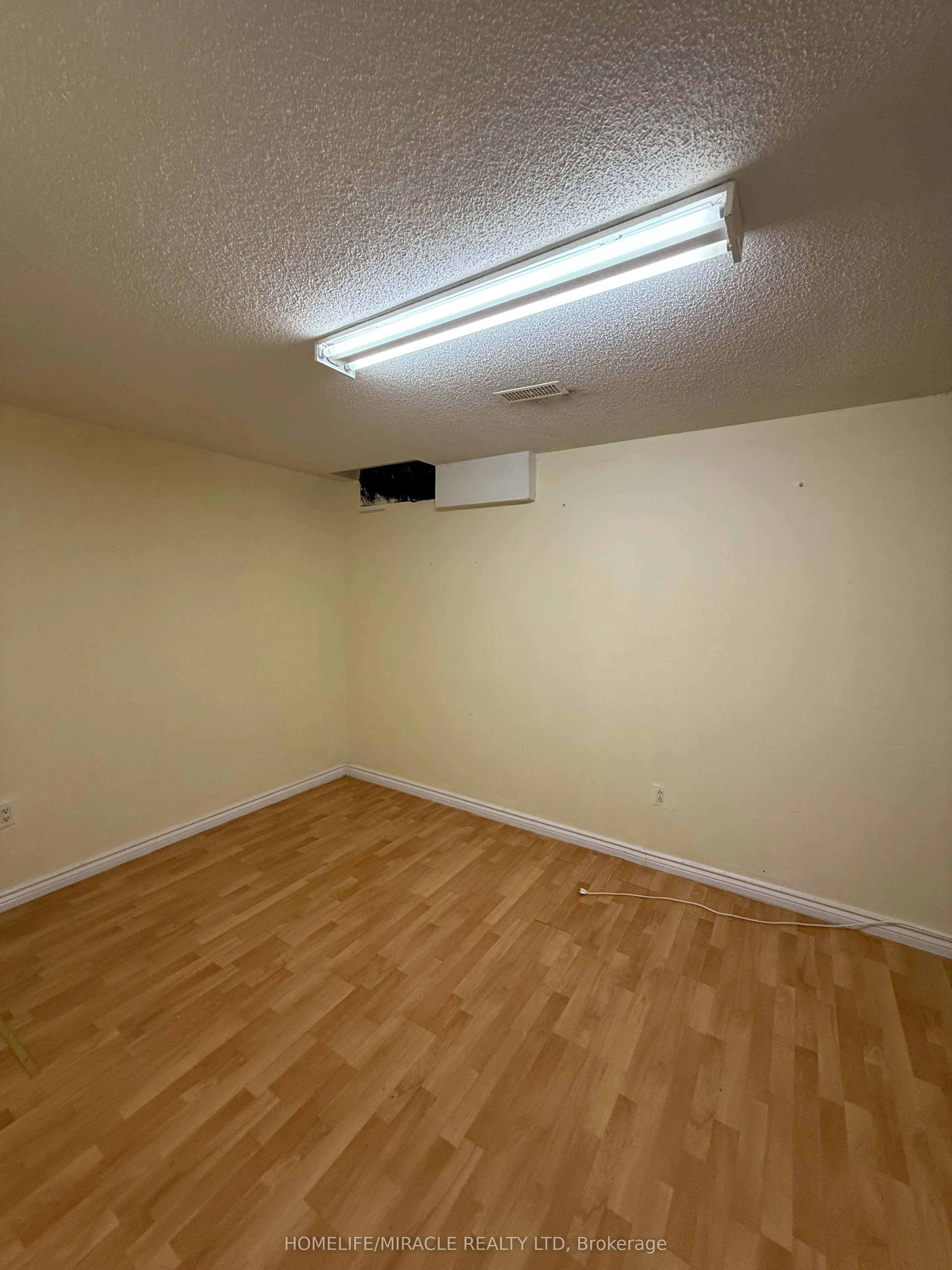 19 Garibaldi Drive