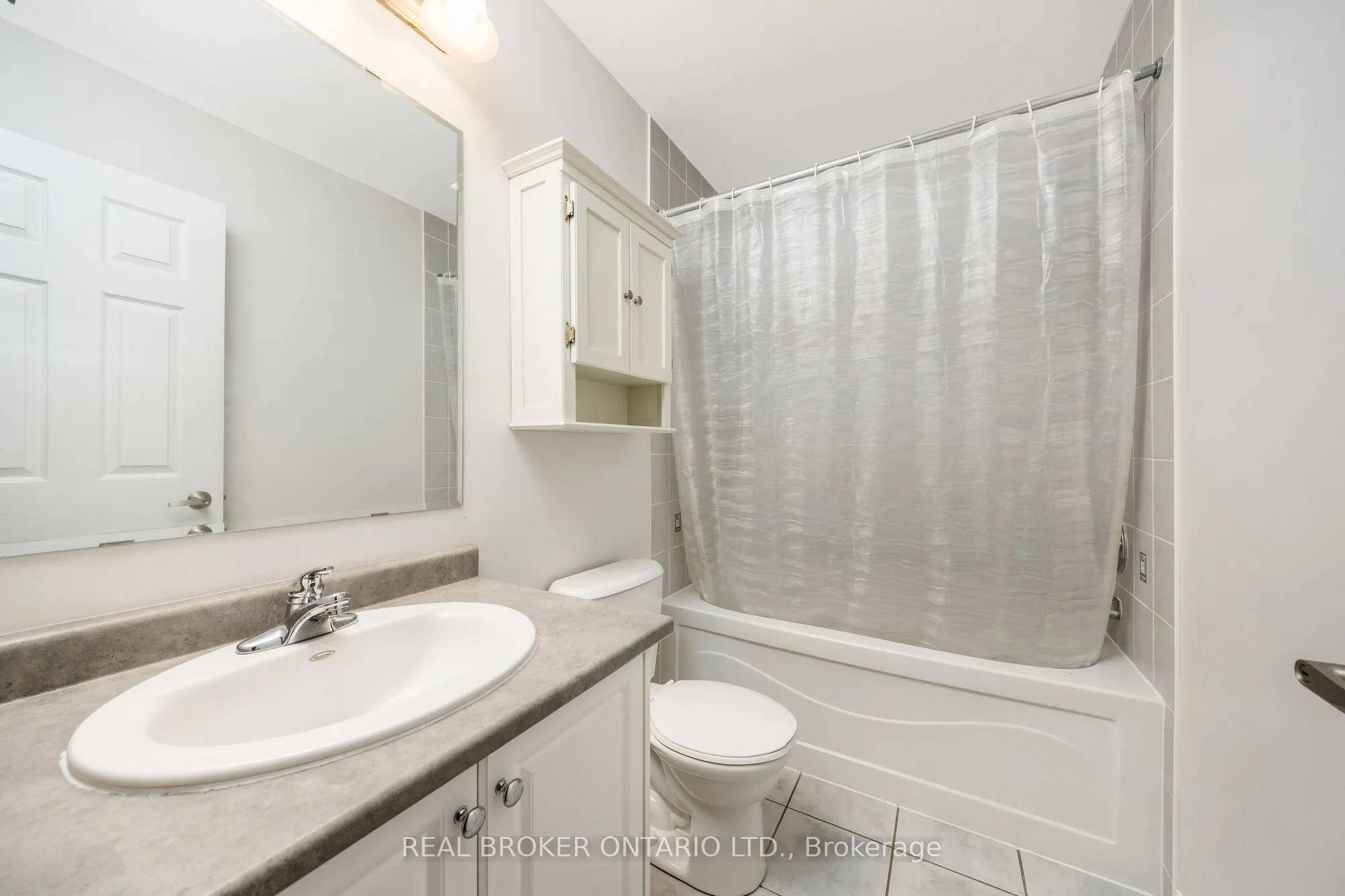 879 Willingdon Crescent