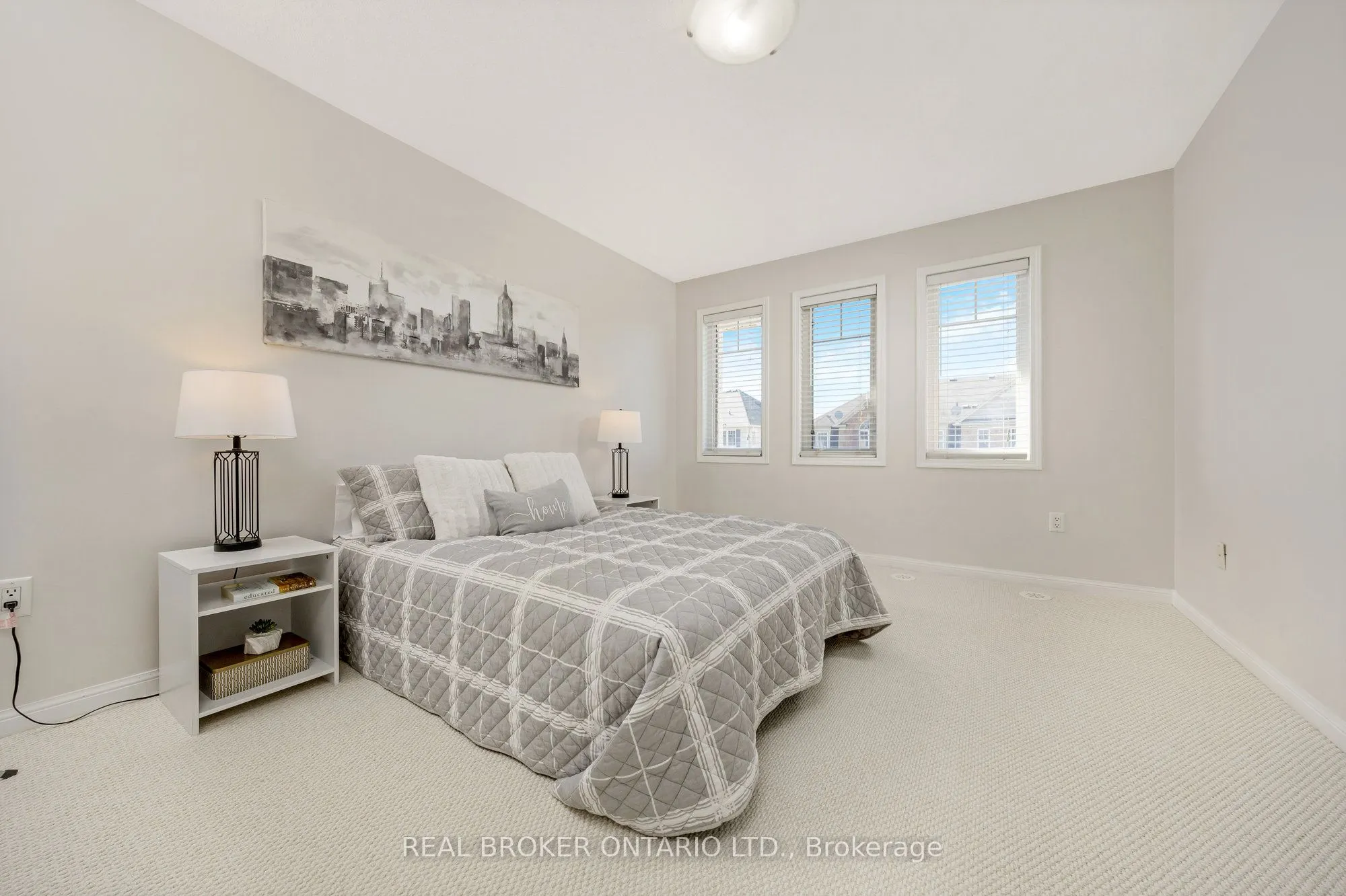 879 Willingdon Crescent