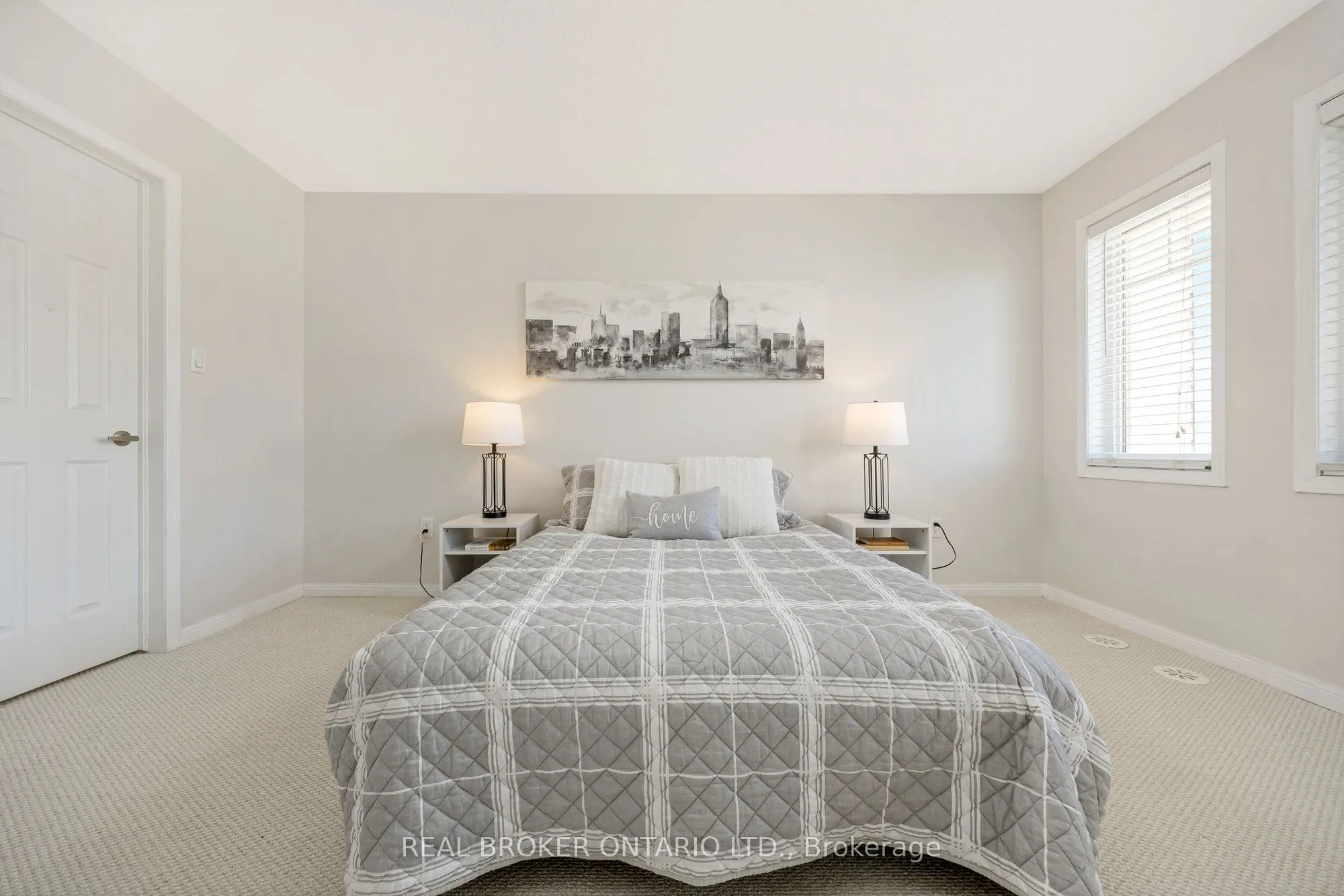 879 Willingdon Crescent