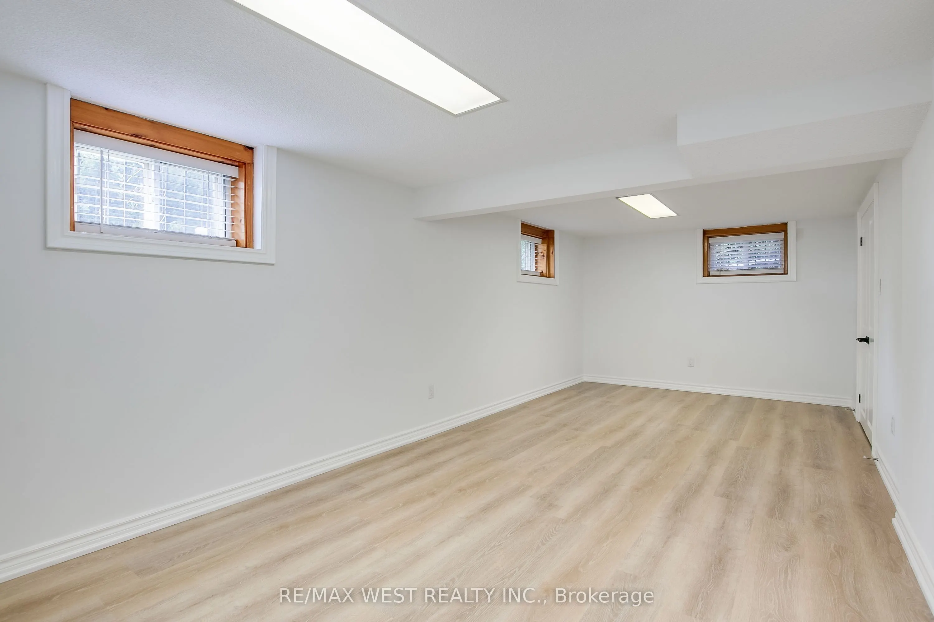 50 Larchmere Avenue