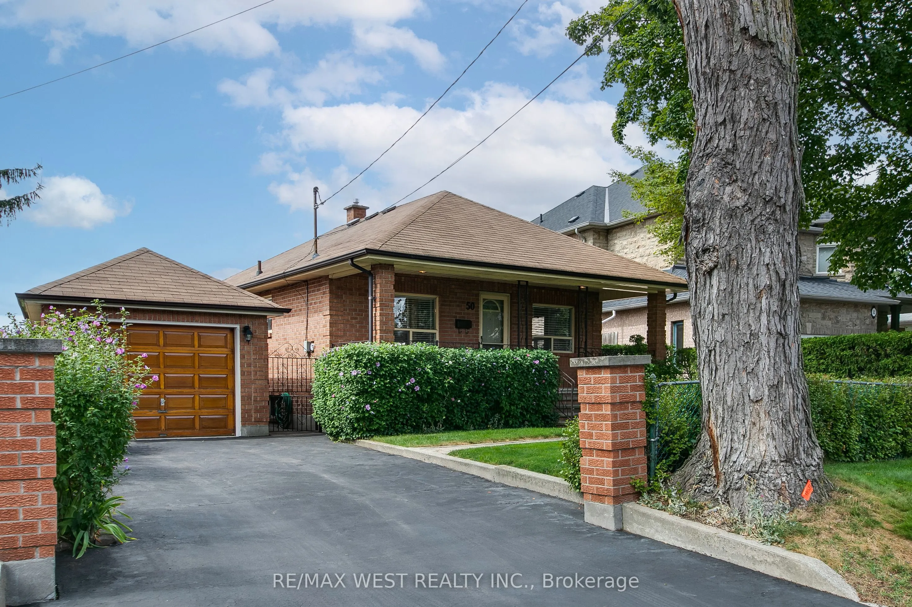 50 Larchmere Avenue