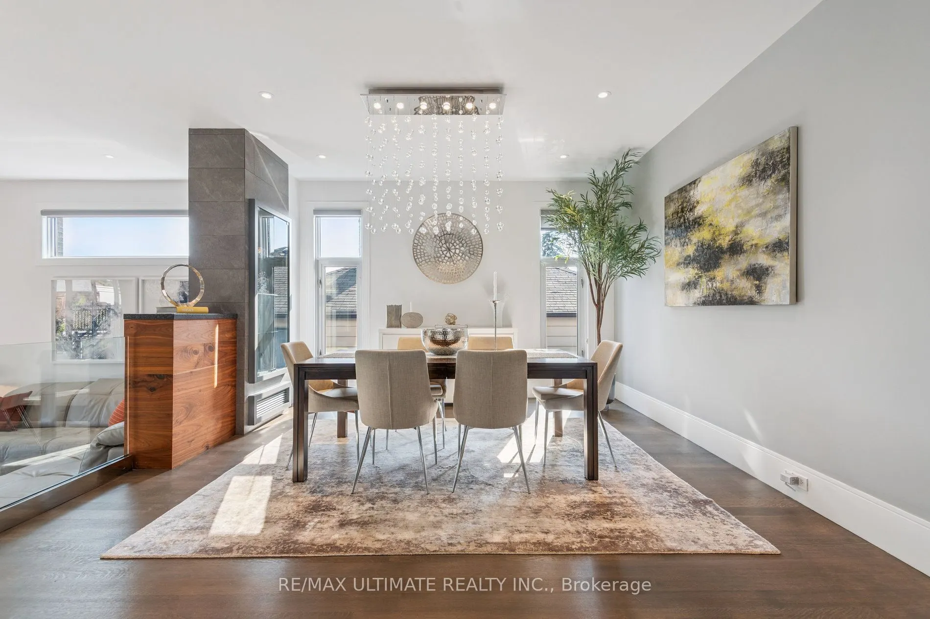 1139 Glengrove Avenue W