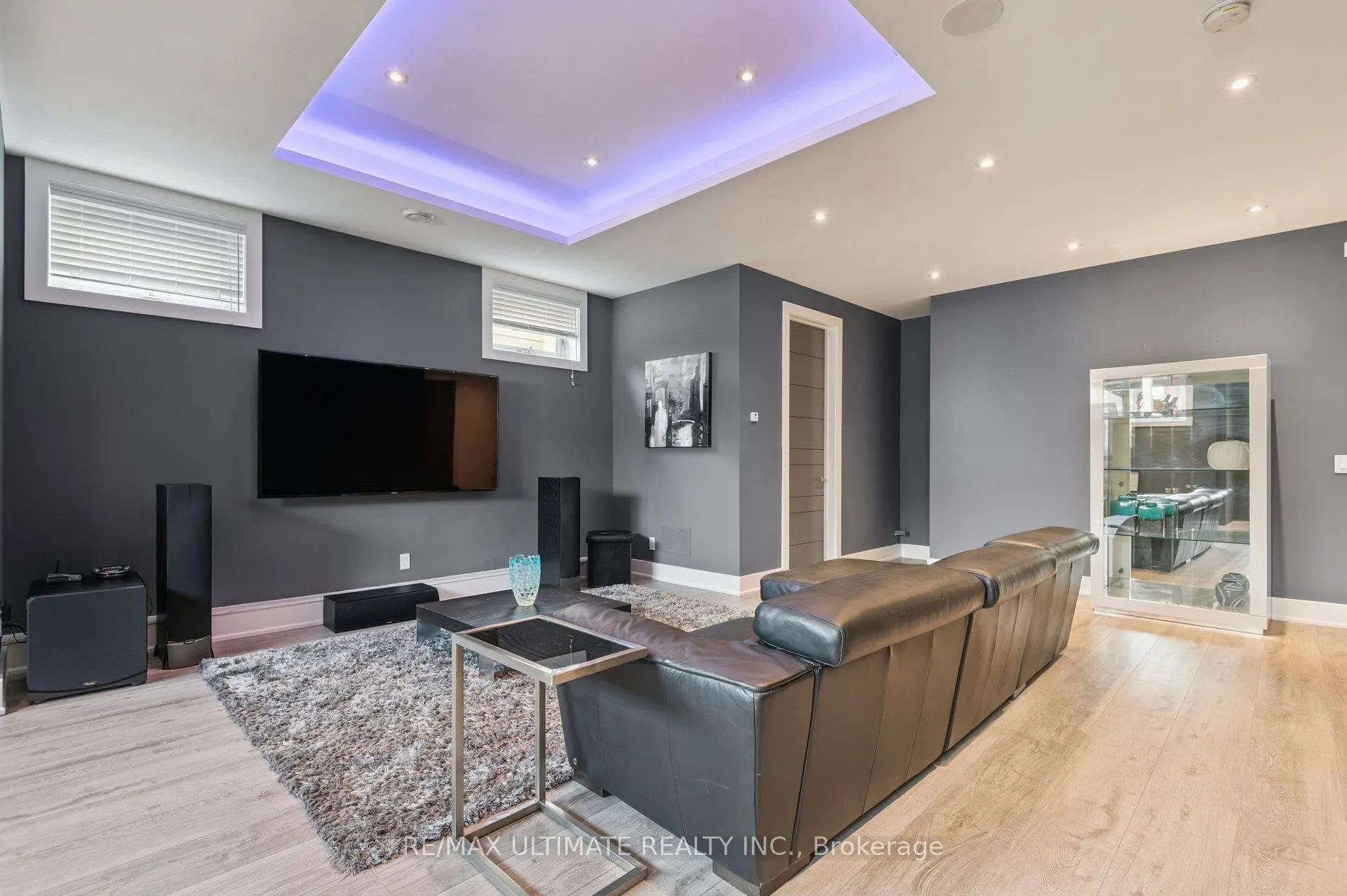 1139 Glengrove Avenue W