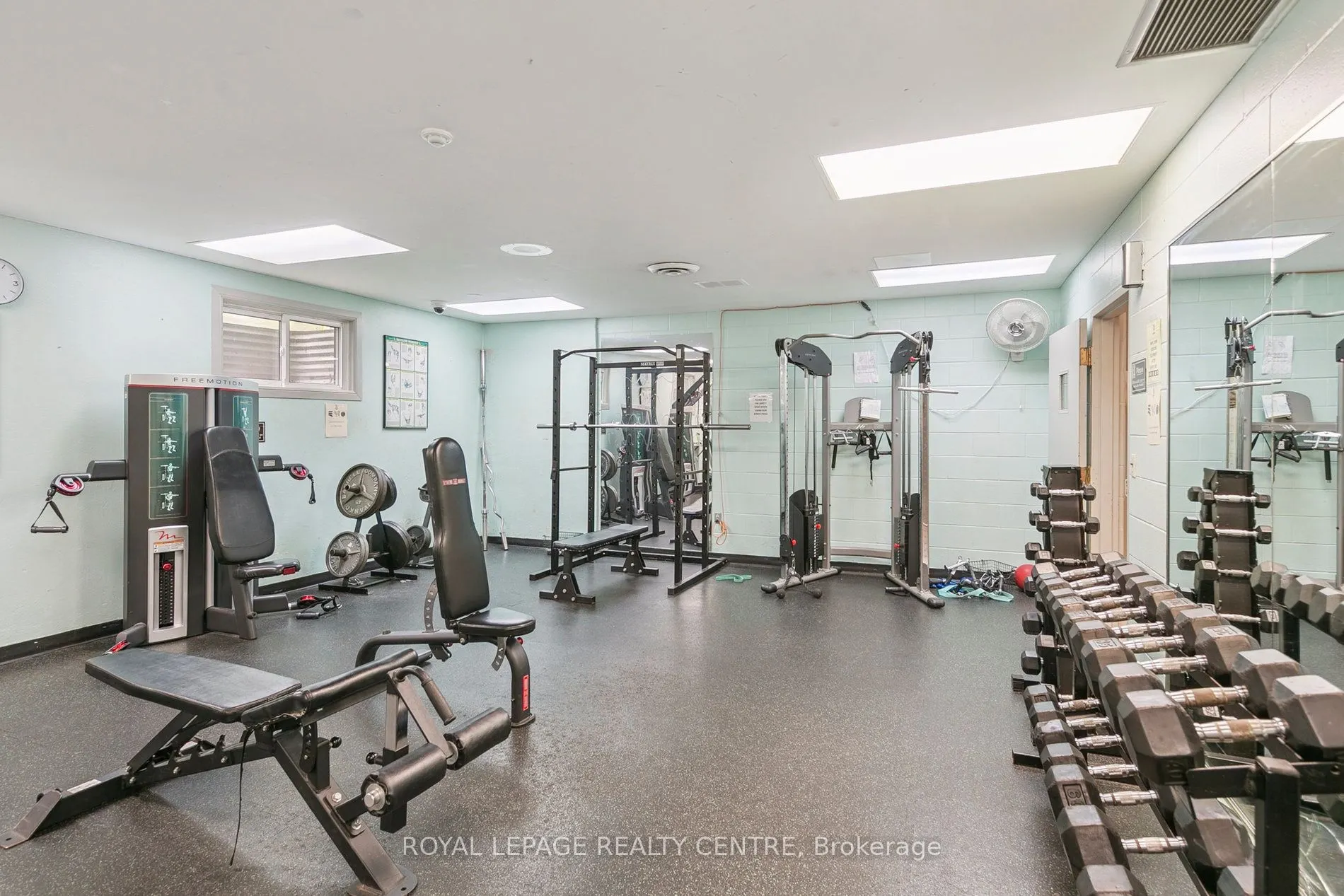 1110 Walden Circle, #807