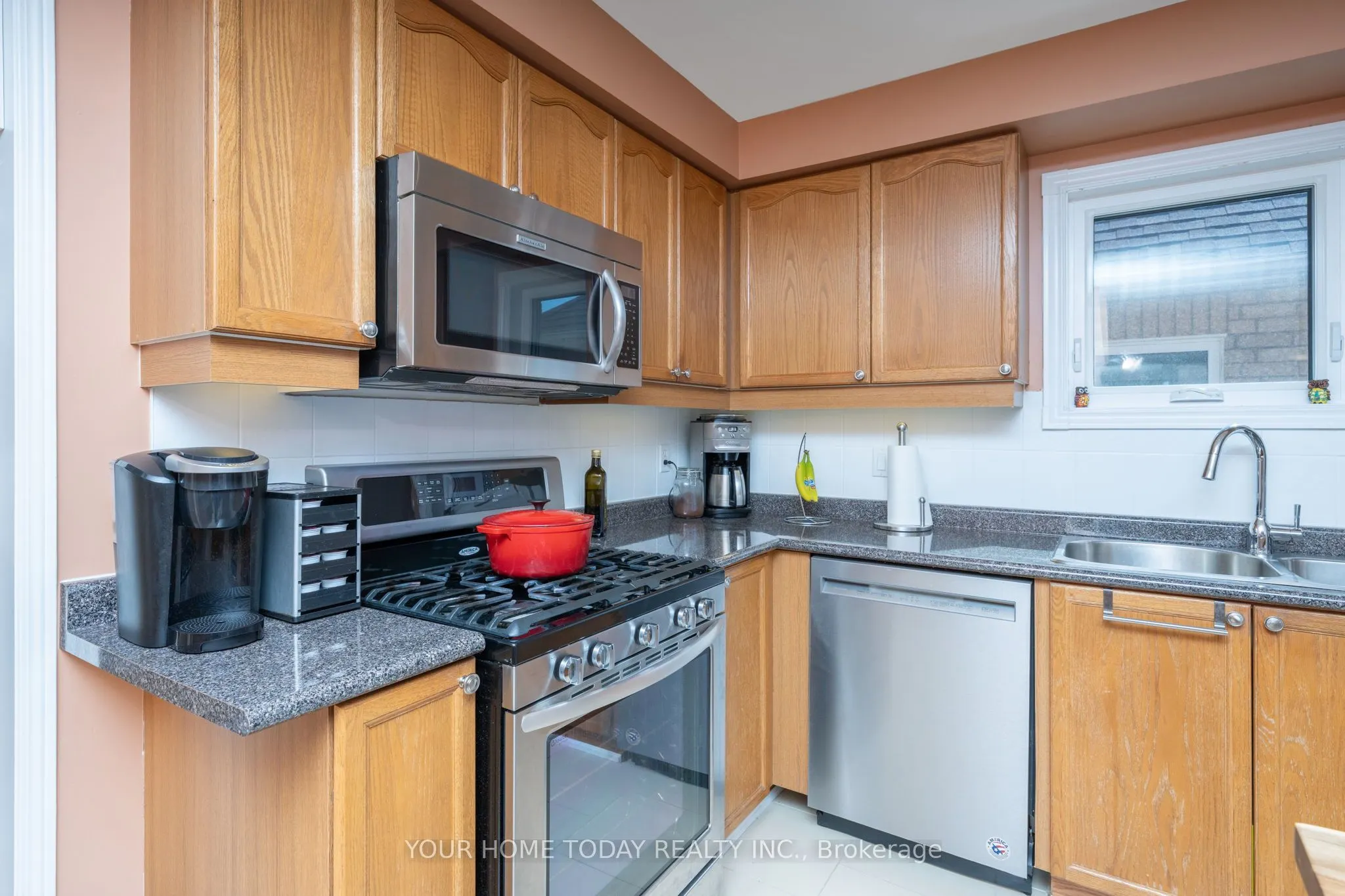 208 Van Scott Drive