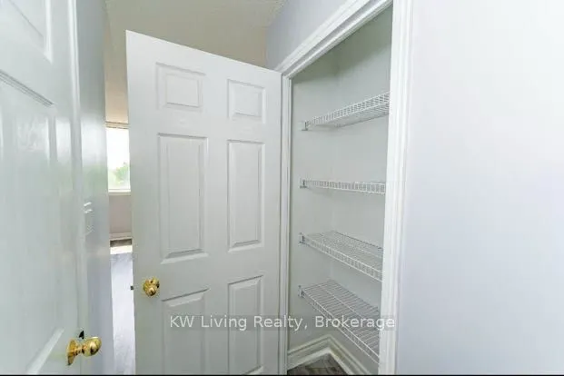 1001 Cedarglen Gate, #422