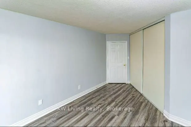 1001 Cedarglen Gate, #422
