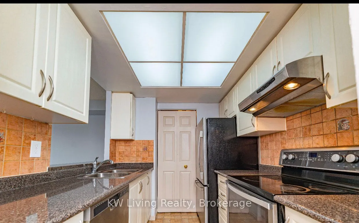 1001 Cedarglen Gate, #422