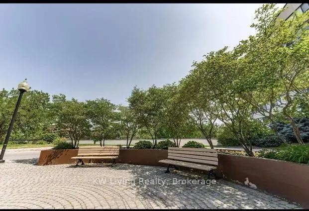 1001 Cedarglen Gate, #422