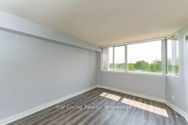 1001 Cedarglen Gate, #422