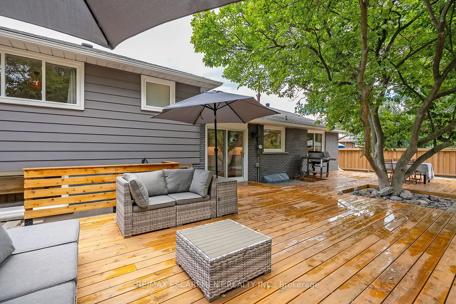 406 Oakwood Drive