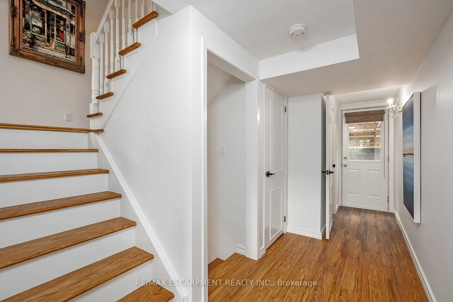 406 Oakwood Drive