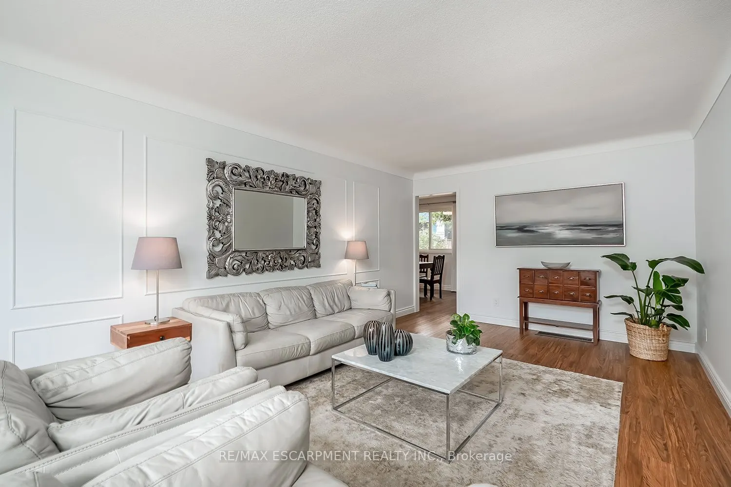 406 Oakwood Drive