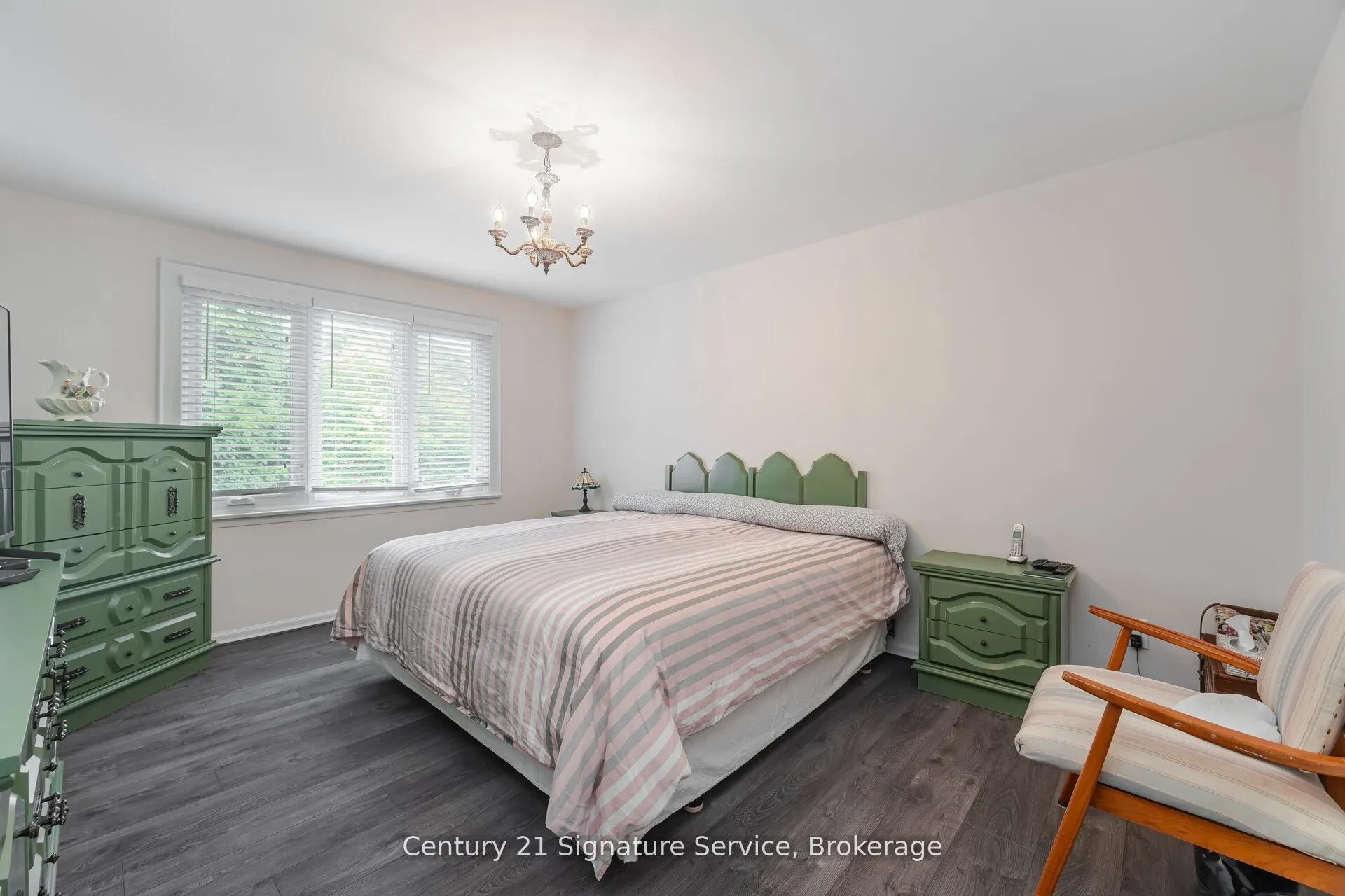 512 Selsey Drive