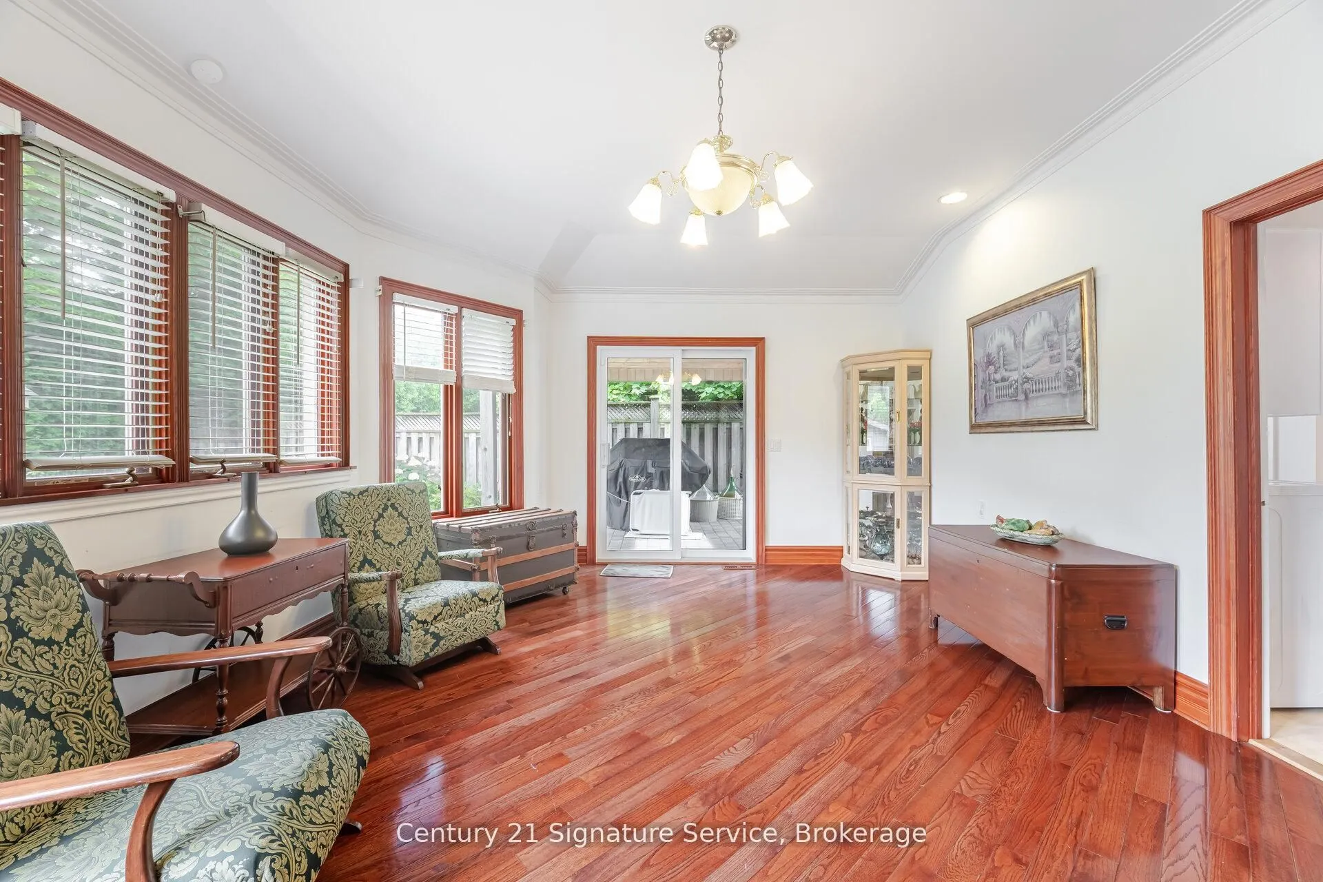 512 Selsey Drive