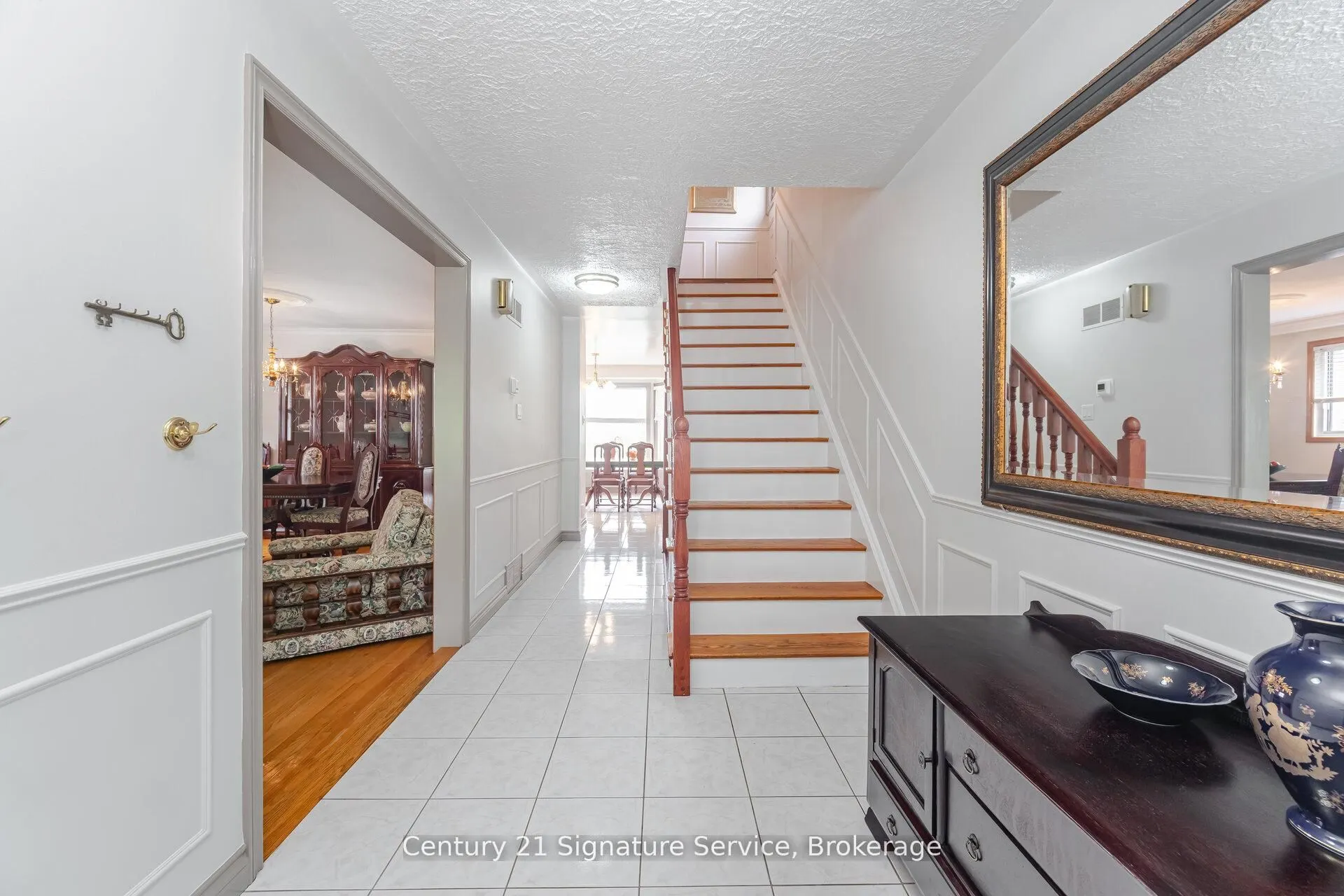 512 Selsey Drive