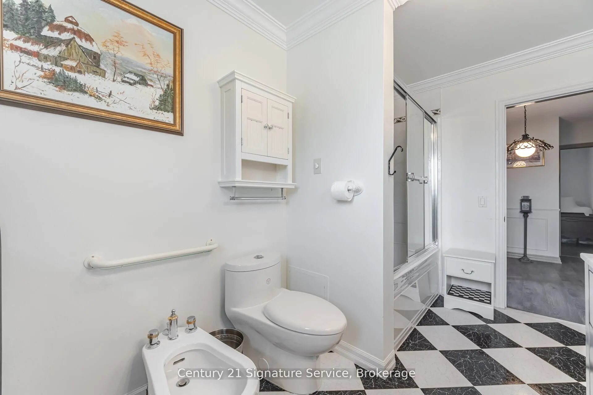 512 Selsey Drive