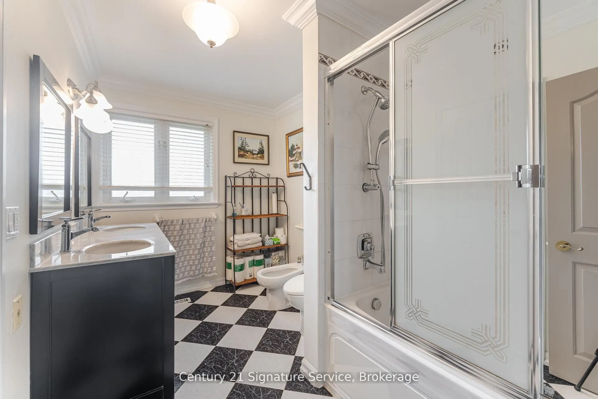512 Selsey Drive