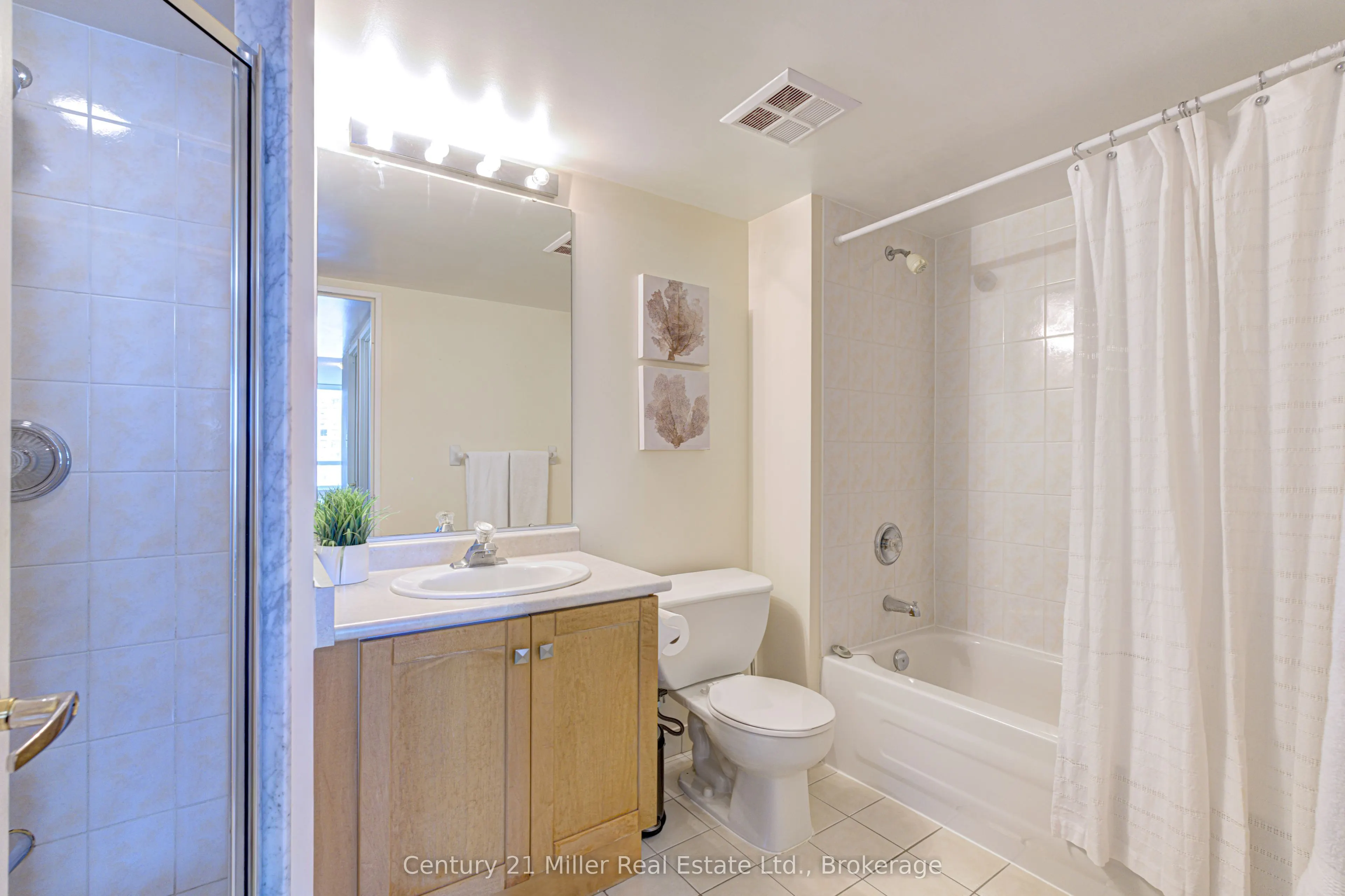 156 Enfield Place, #1210